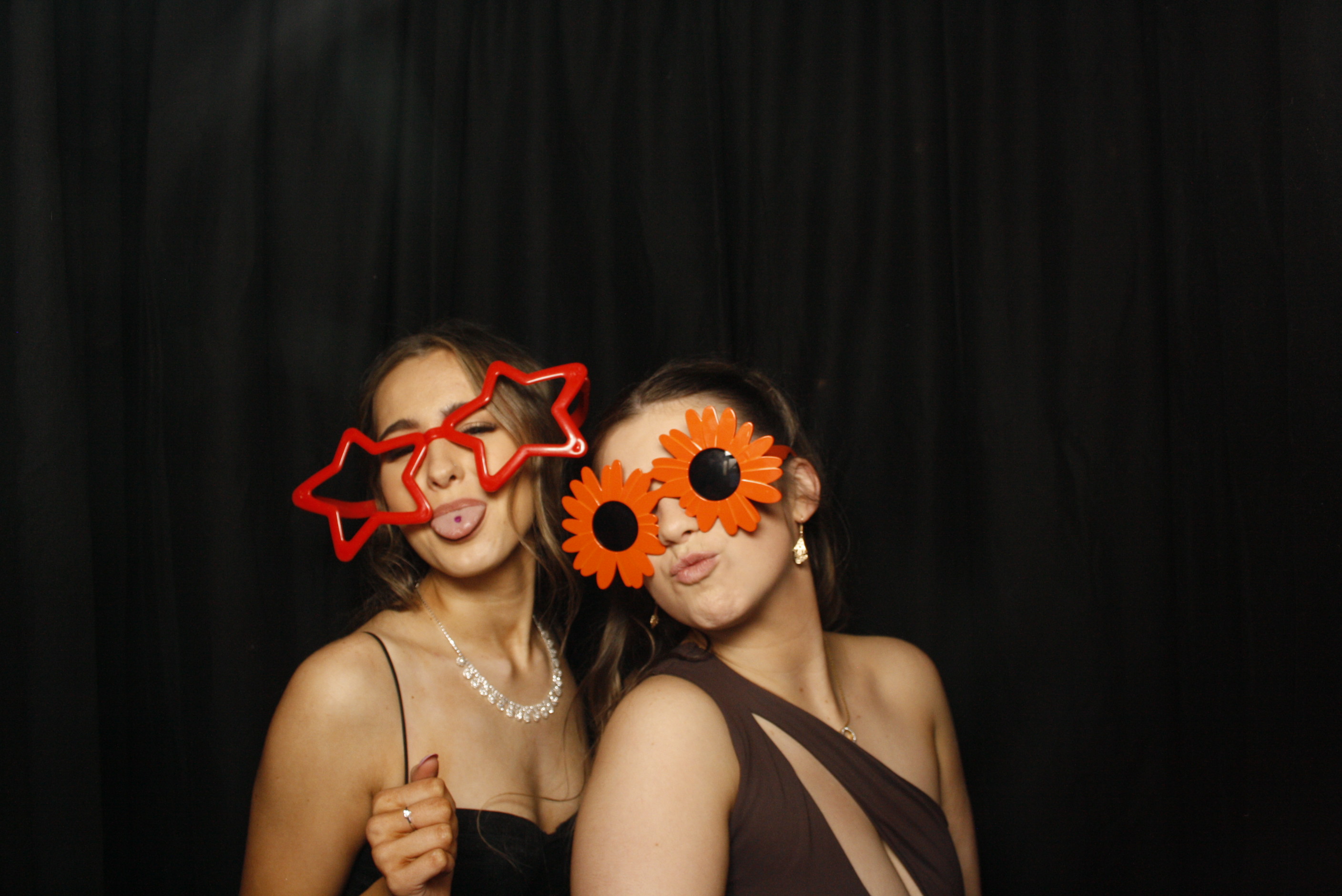 Solway College Ball | View more photos from the event at wgtngallery.classicphotobooths.co.nz/u/wgtncpbgallery/Solway-College-Ball