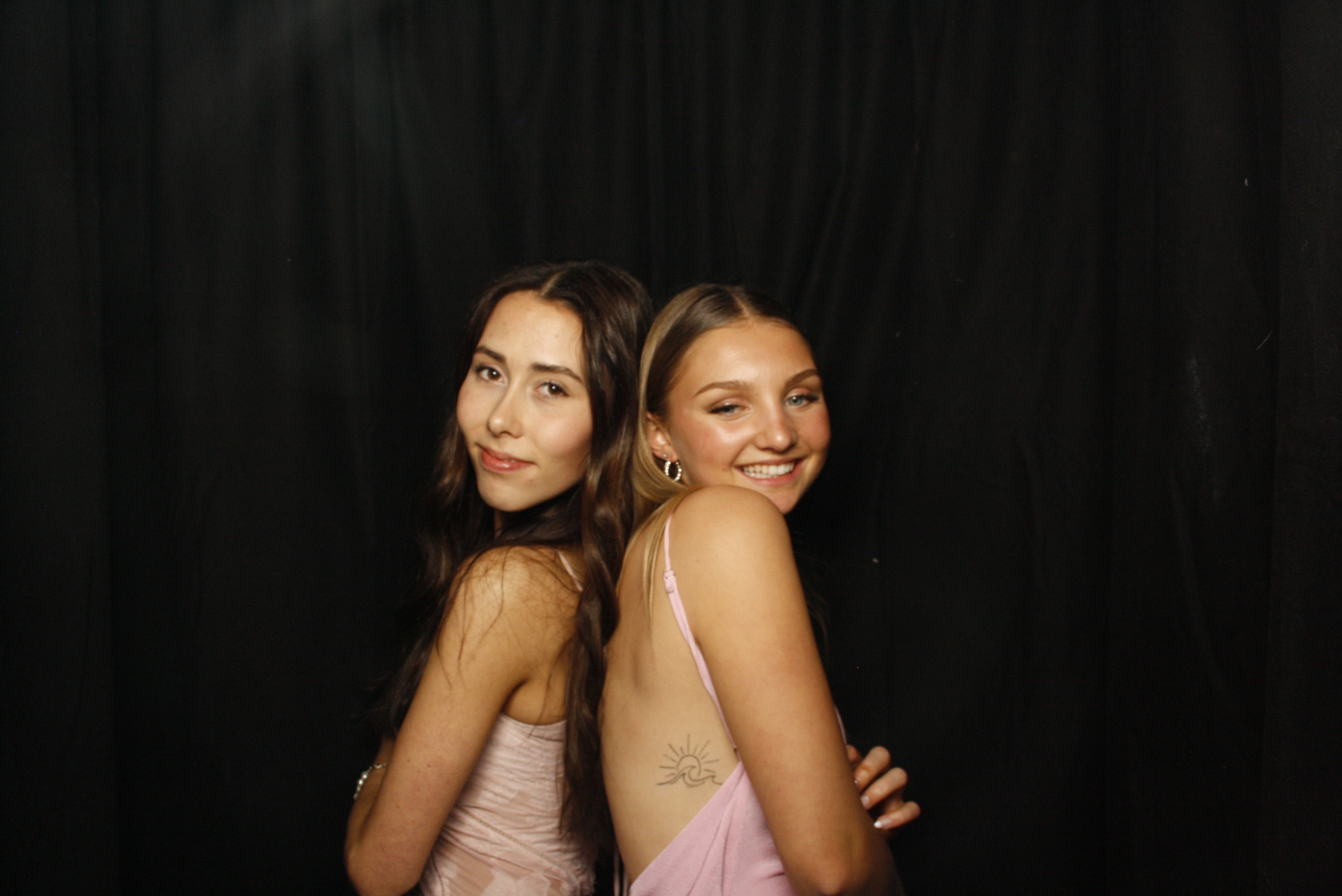 Solway College Ball | View more photos from the event at wgtngallery.classicphotobooths.co.nz/u/wgtncpbgallery/Solway-College-Ball