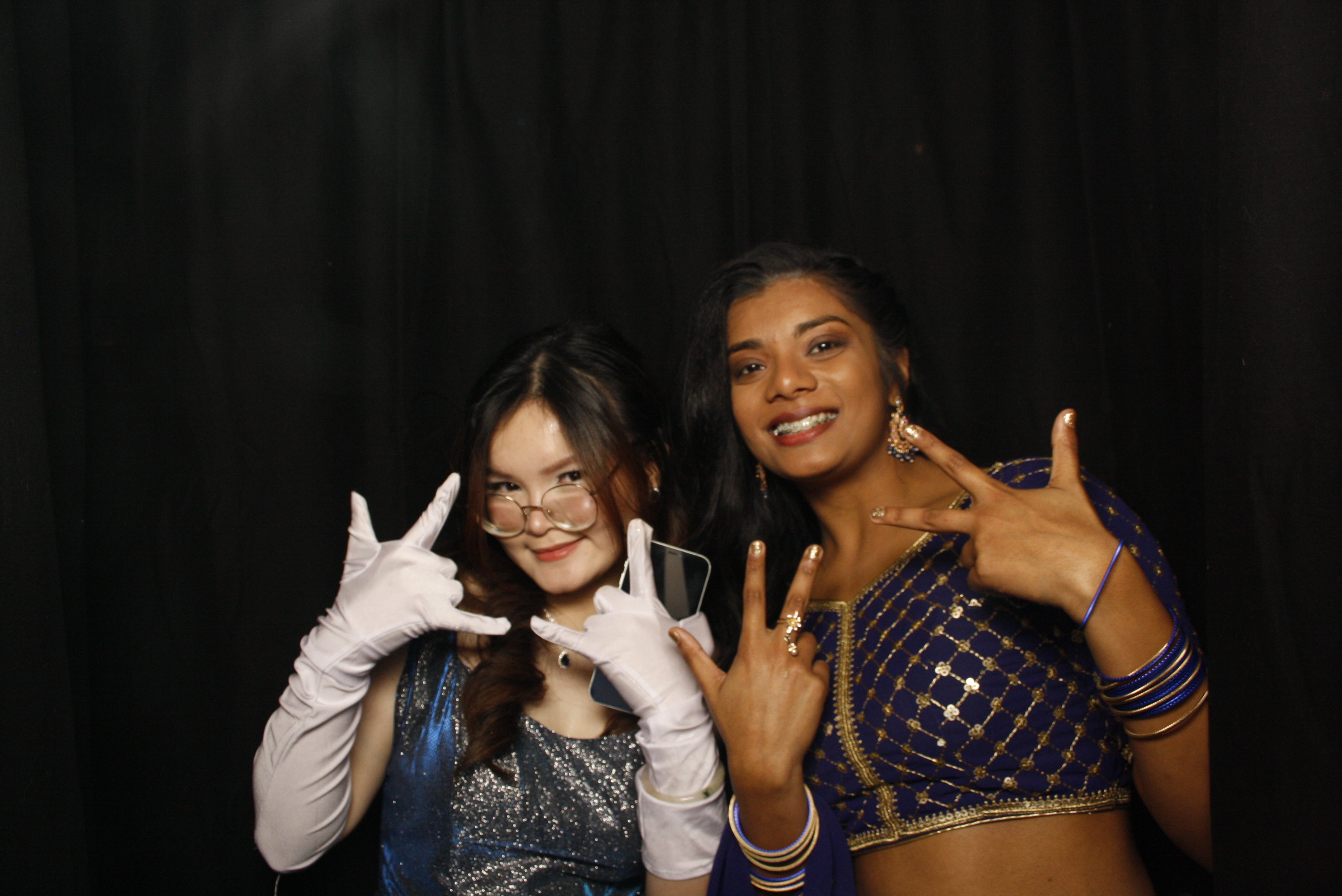 Solway College Ball | View more photos from the event at wgtngallery.classicphotobooths.co.nz/u/wgtncpbgallery/Solway-College-Ball