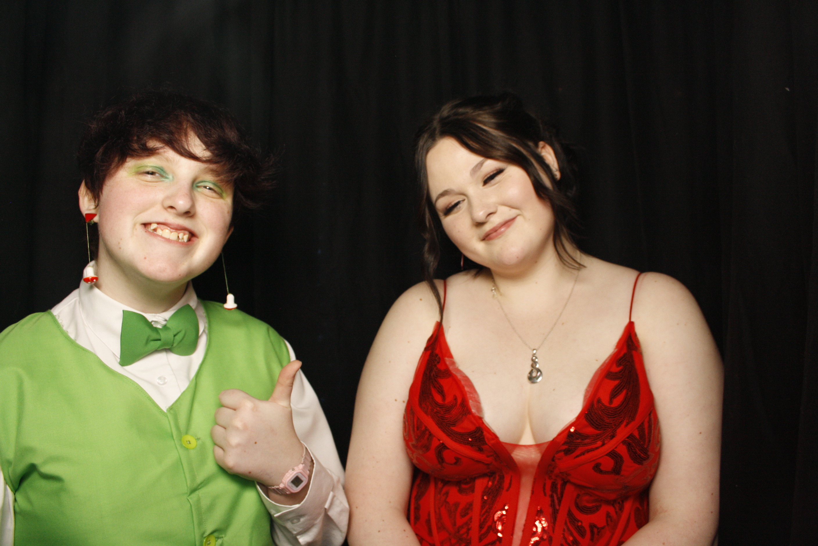 Solway College Ball | View more photos from the event at wgtngallery.classicphotobooths.co.nz/u/wgtncpbgallery/Solway-College-Ball