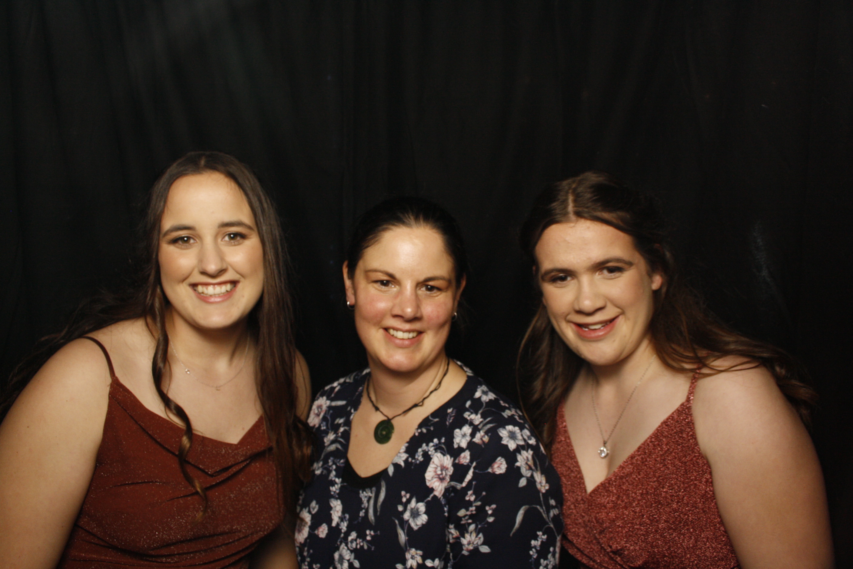 Solway College Ball | View more photos from the event at wgtngallery.classicphotobooths.co.nz/u/wgtncpbgallery/Solway-College-Ball