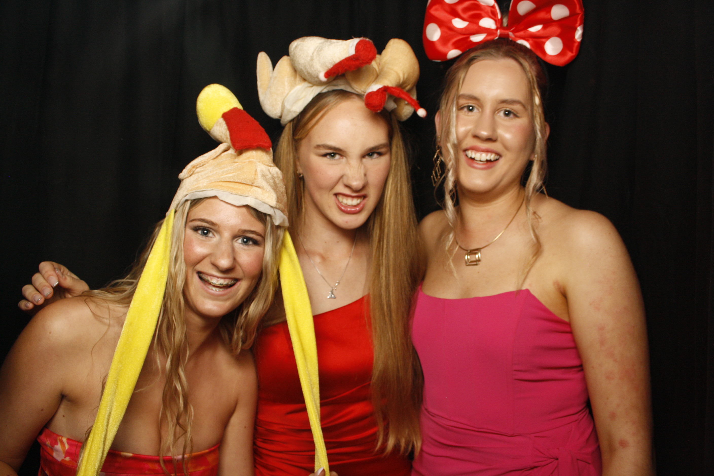 Solway College Ball | View more photos from the event at wgtngallery.classicphotobooths.co.nz/u/wgtncpbgallery/Solway-College-Ball