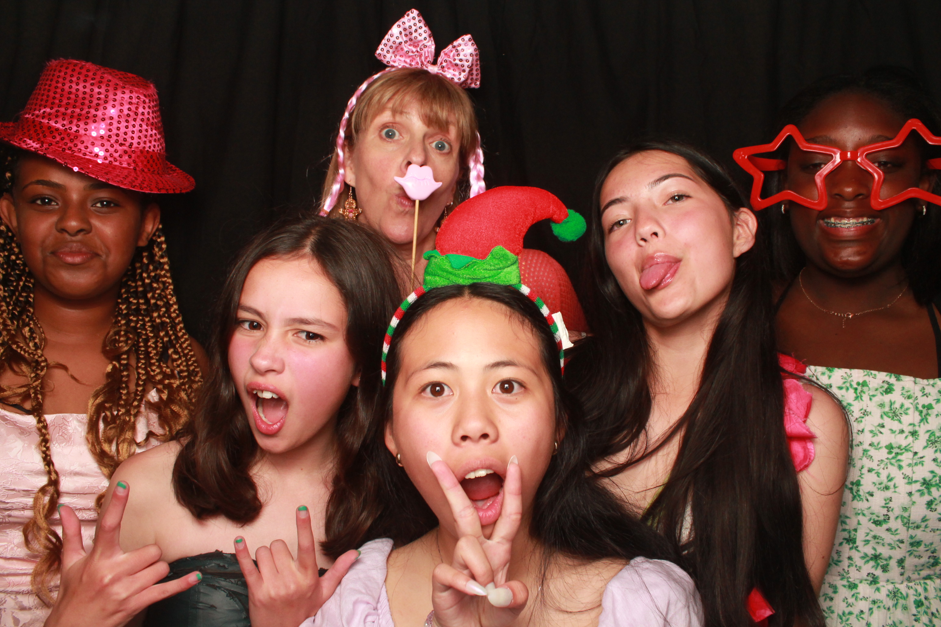 St Brigid's School Year 8 Leavers 2023 | View more photos from the event at wgtngallery.classicphotobooths.co.nz/u/wgtncpbgallery/St-Brigids-School-Year-8-Leavers-2023