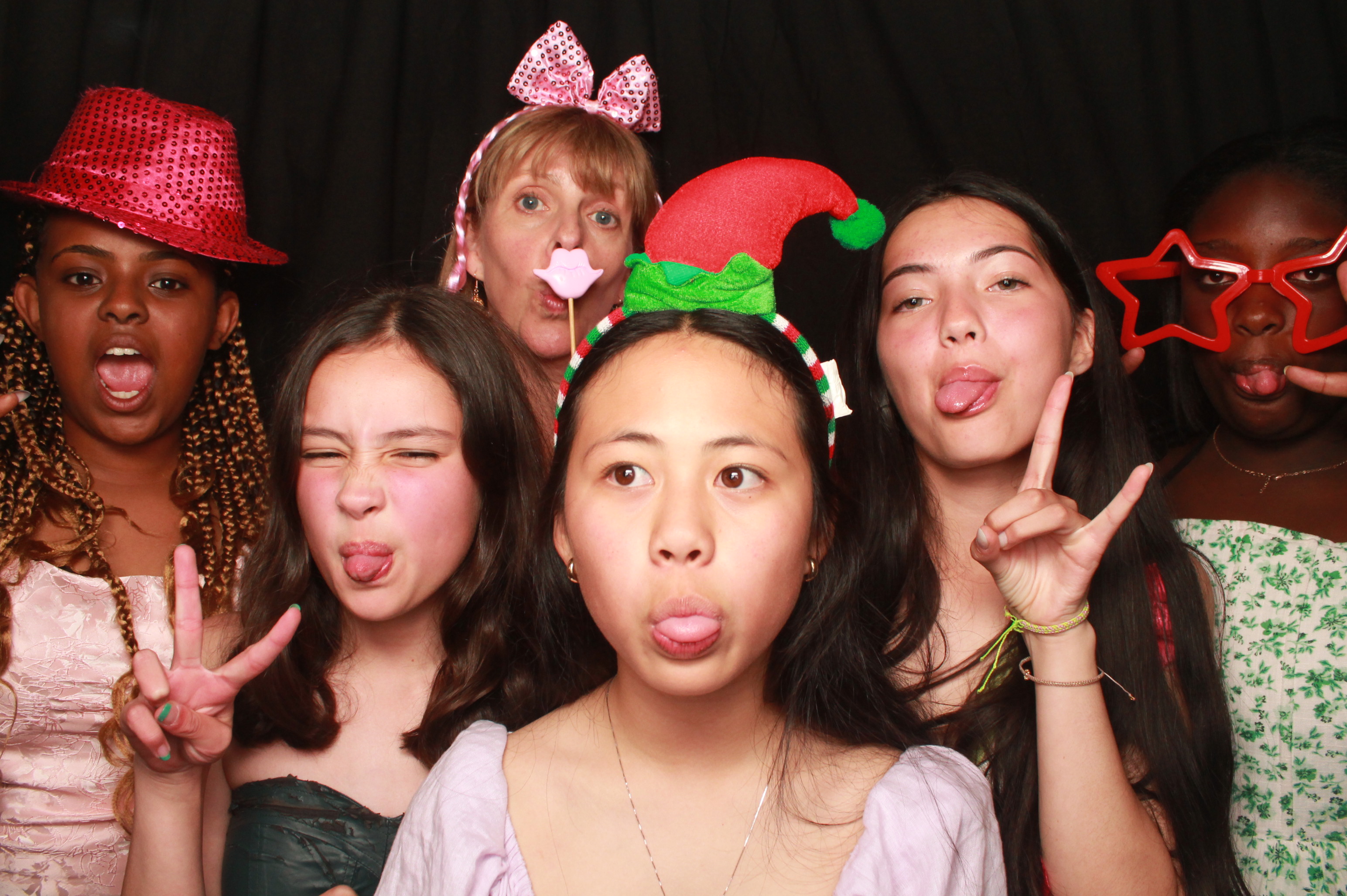 St Brigid's School Year 8 Leavers 2023 | View more photos from the event at wgtngallery.classicphotobooths.co.nz/u/wgtncpbgallery/St-Brigids-School-Year-8-Leavers-2023