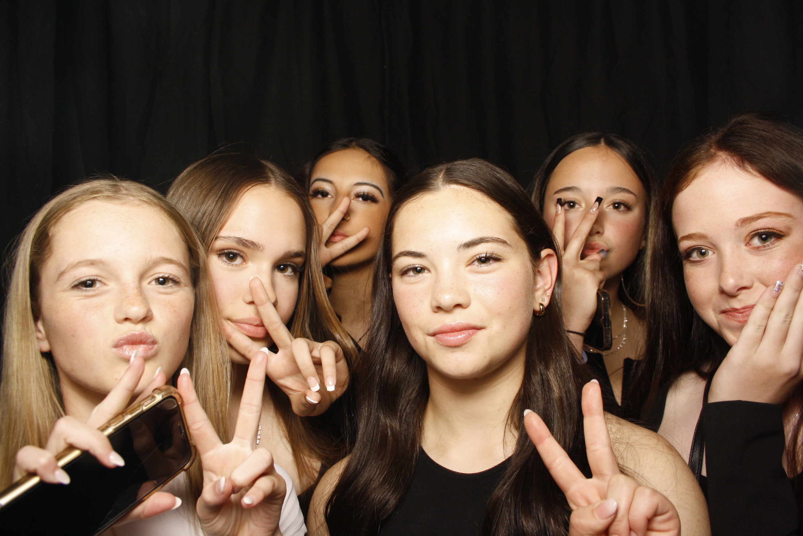 Waikanae School Leavers Dinner 2023 | View more photos from the event at wgtngallery.classicphotobooths.co.nz/u/wgtncpbgallery/Waikanae-School-Leavers-Dinner-2023
