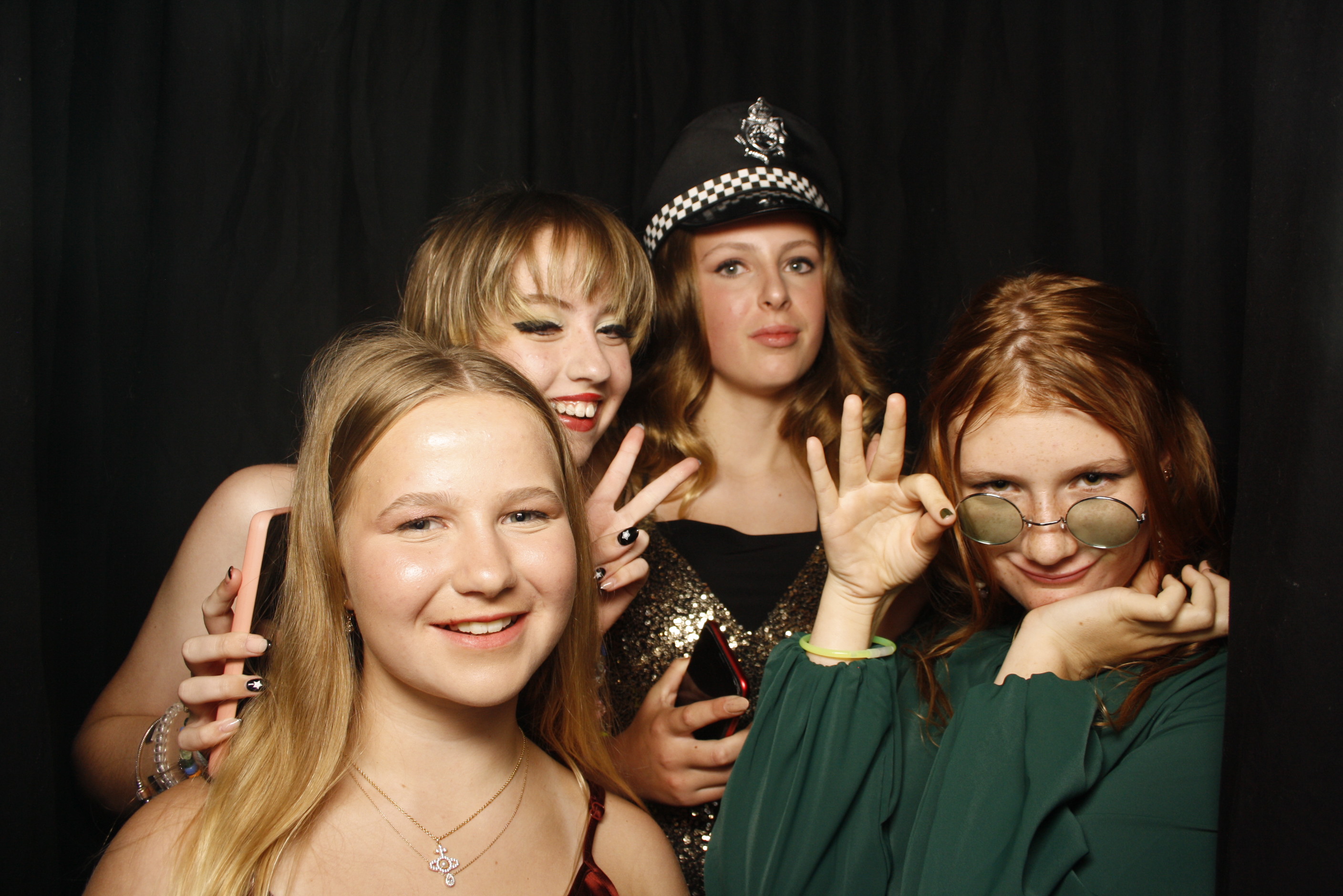 Waikanae School Leavers Dinner 2023 | View more photos from the event at wgtngallery.classicphotobooths.co.nz/u/wgtncpbgallery/Waikanae-School-Leavers-Dinner-2023