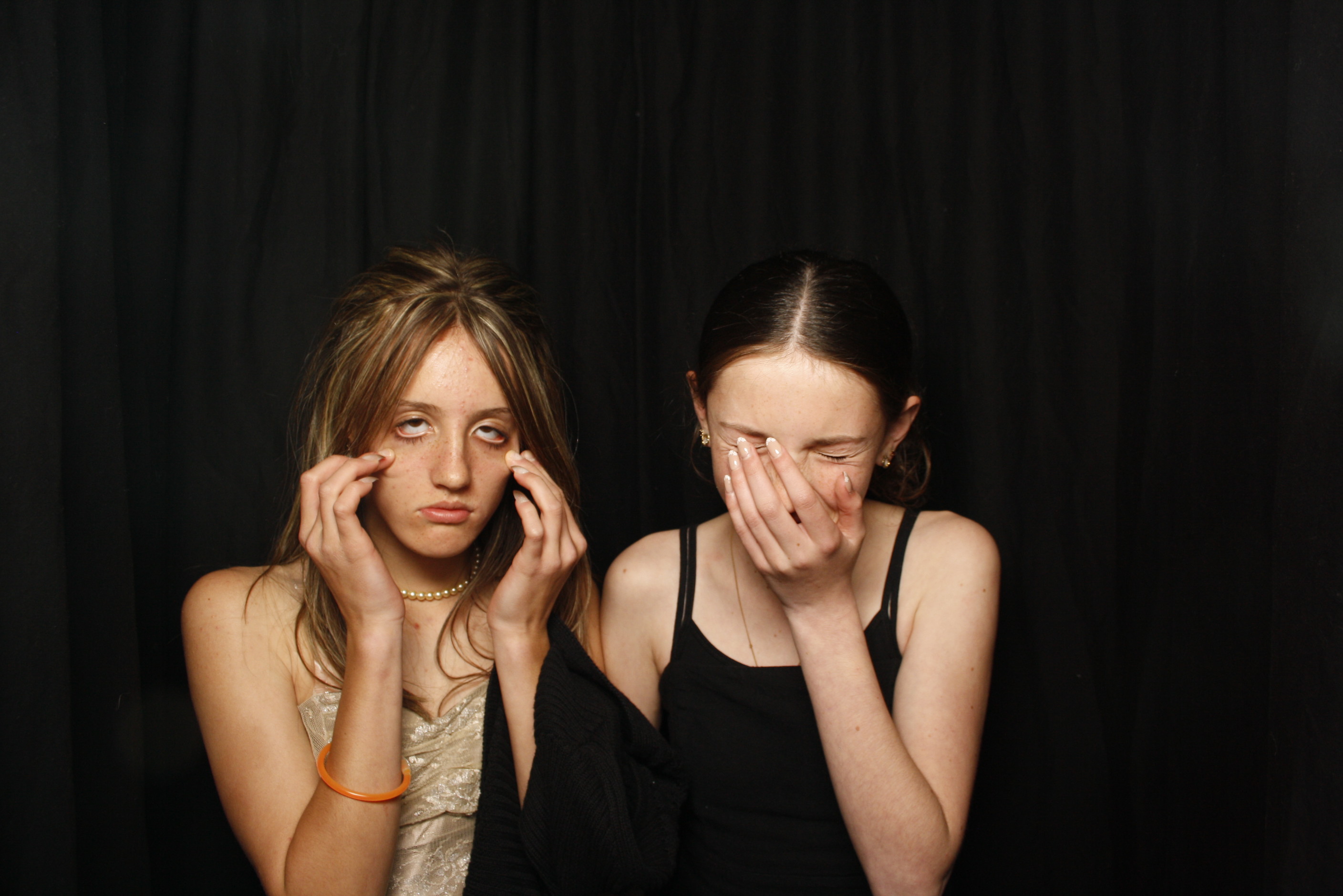 Waikanae School Leavers Dinner 2023 | View more photos from the event at wgtngallery.classicphotobooths.co.nz/u/wgtncpbgallery/Waikanae-School-Leavers-Dinner-2023