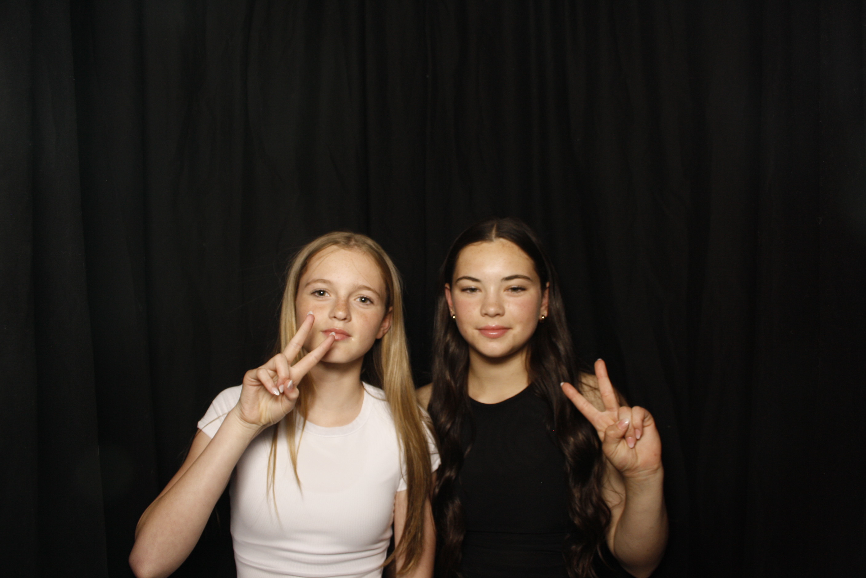Waikanae School Leavers Dinner 2023 | View more photos from the event at wgtngallery.classicphotobooths.co.nz/u/wgtncpbgallery/Waikanae-School-Leavers-Dinner-2023