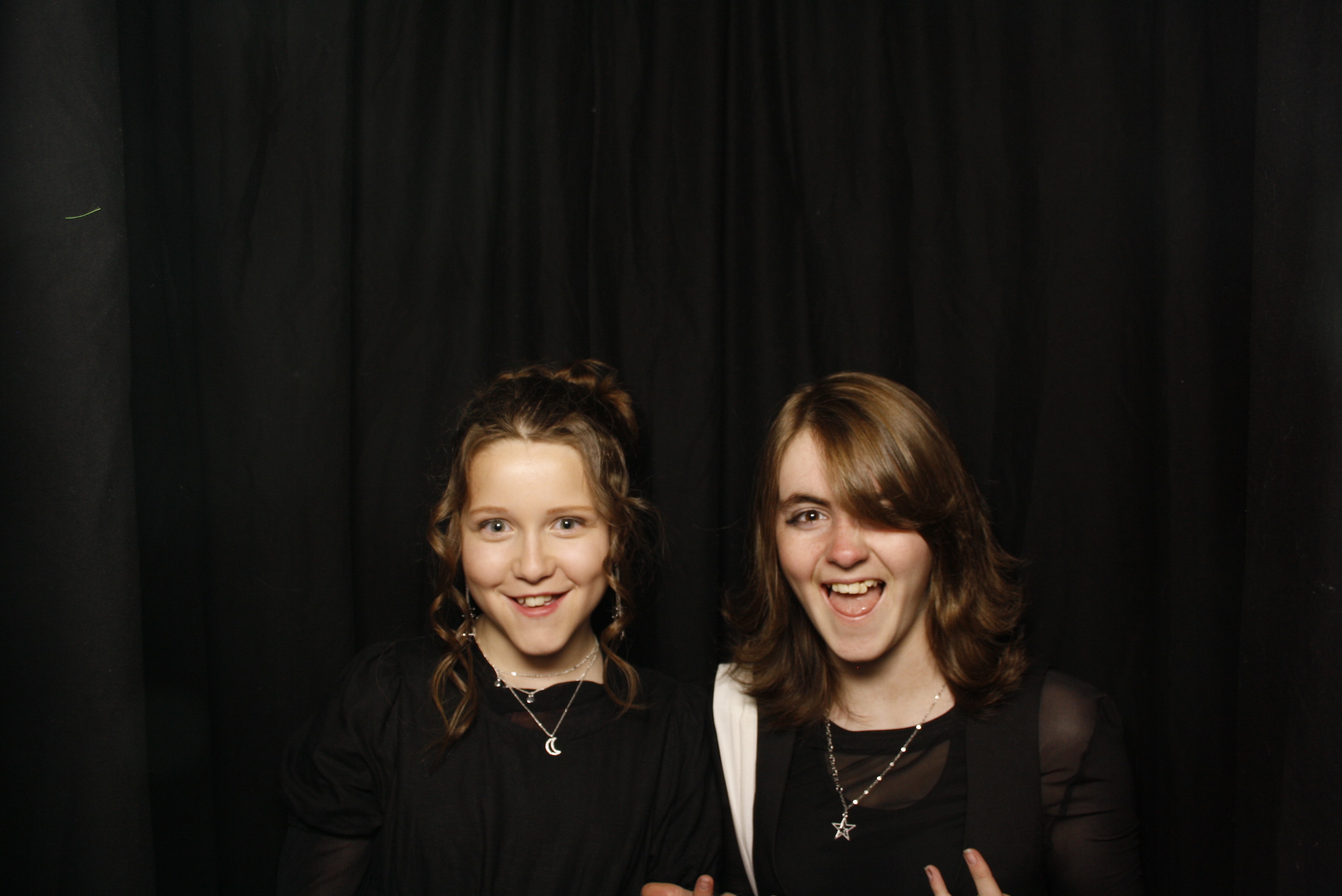 Waikanae School Leavers Dinner 2023 | View more photos from the event at wgtngallery.classicphotobooths.co.nz/u/wgtncpbgallery/Waikanae-School-Leavers-Dinner-2023