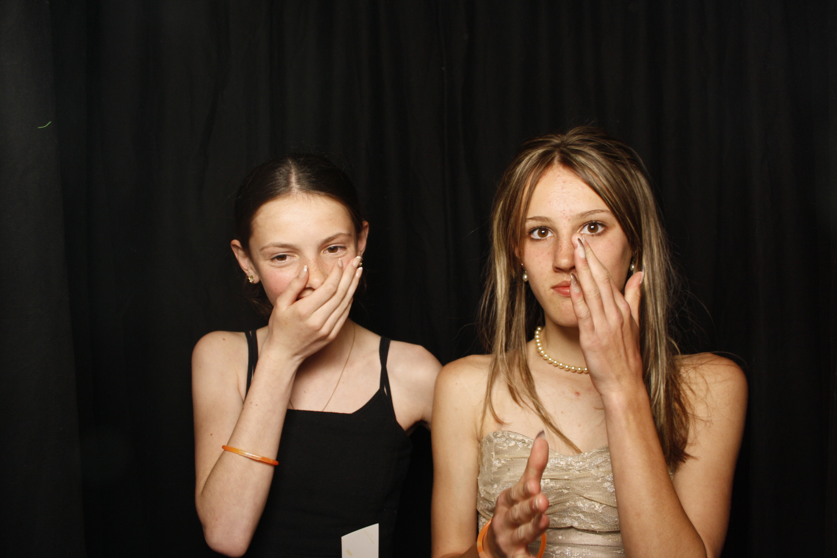 Waikanae School Leavers Dinner 2023 | View more photos from the event at wgtngallery.classicphotobooths.co.nz/u/wgtncpbgallery/Waikanae-School-Leavers-Dinner-2023