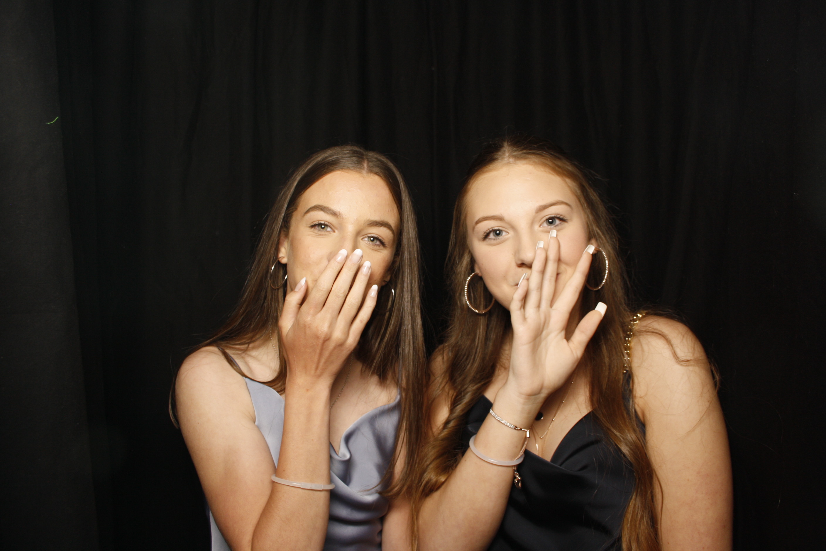 Waikanae School Leavers Dinner 2023 | View more photos from the event at wgtngallery.classicphotobooths.co.nz/u/wgtncpbgallery/Waikanae-School-Leavers-Dinner-2023