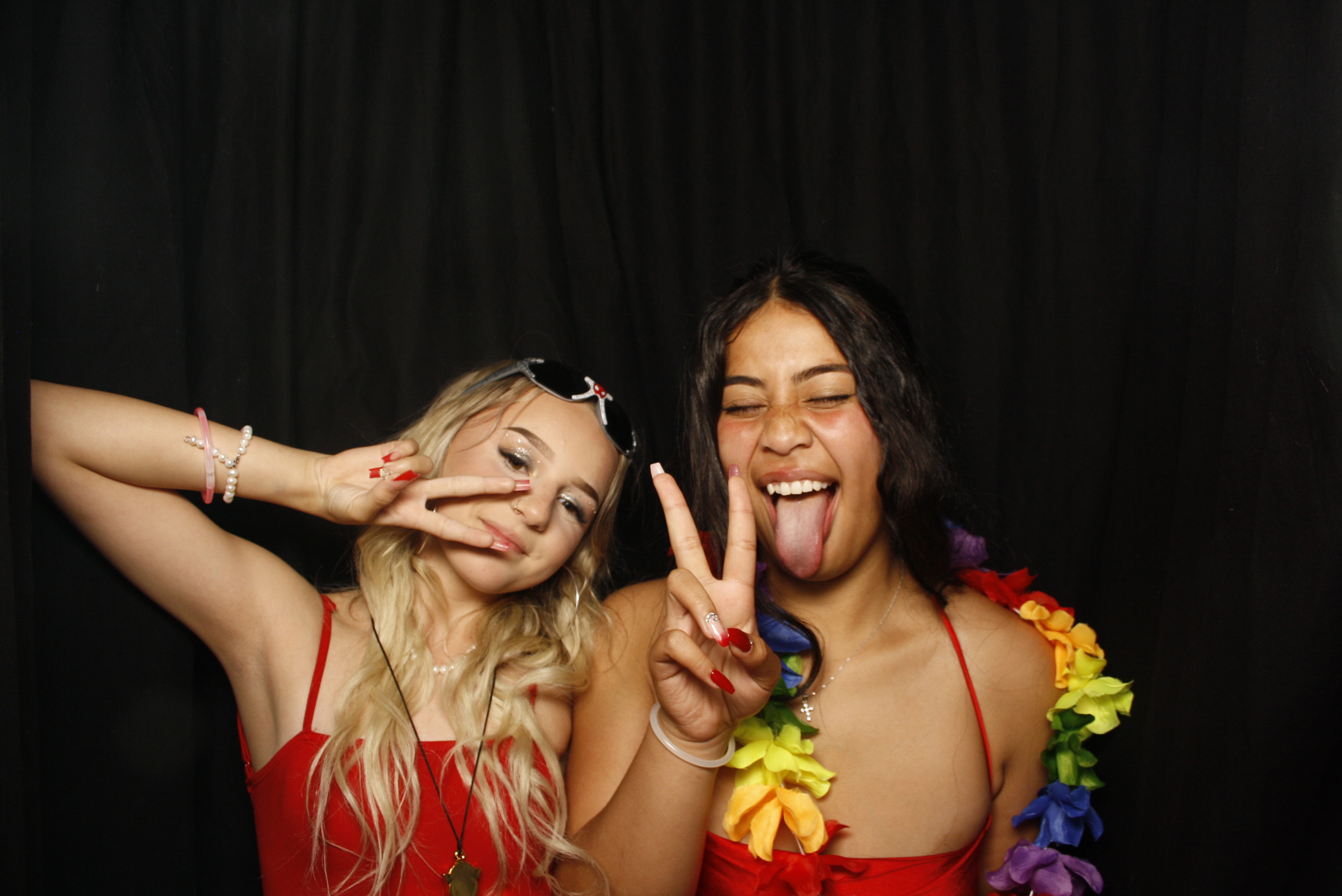Waikanae School Leavers Dinner 2023 | View more photos from the event at wgtngallery.classicphotobooths.co.nz/u/wgtncpbgallery/Waikanae-School-Leavers-Dinner-2023