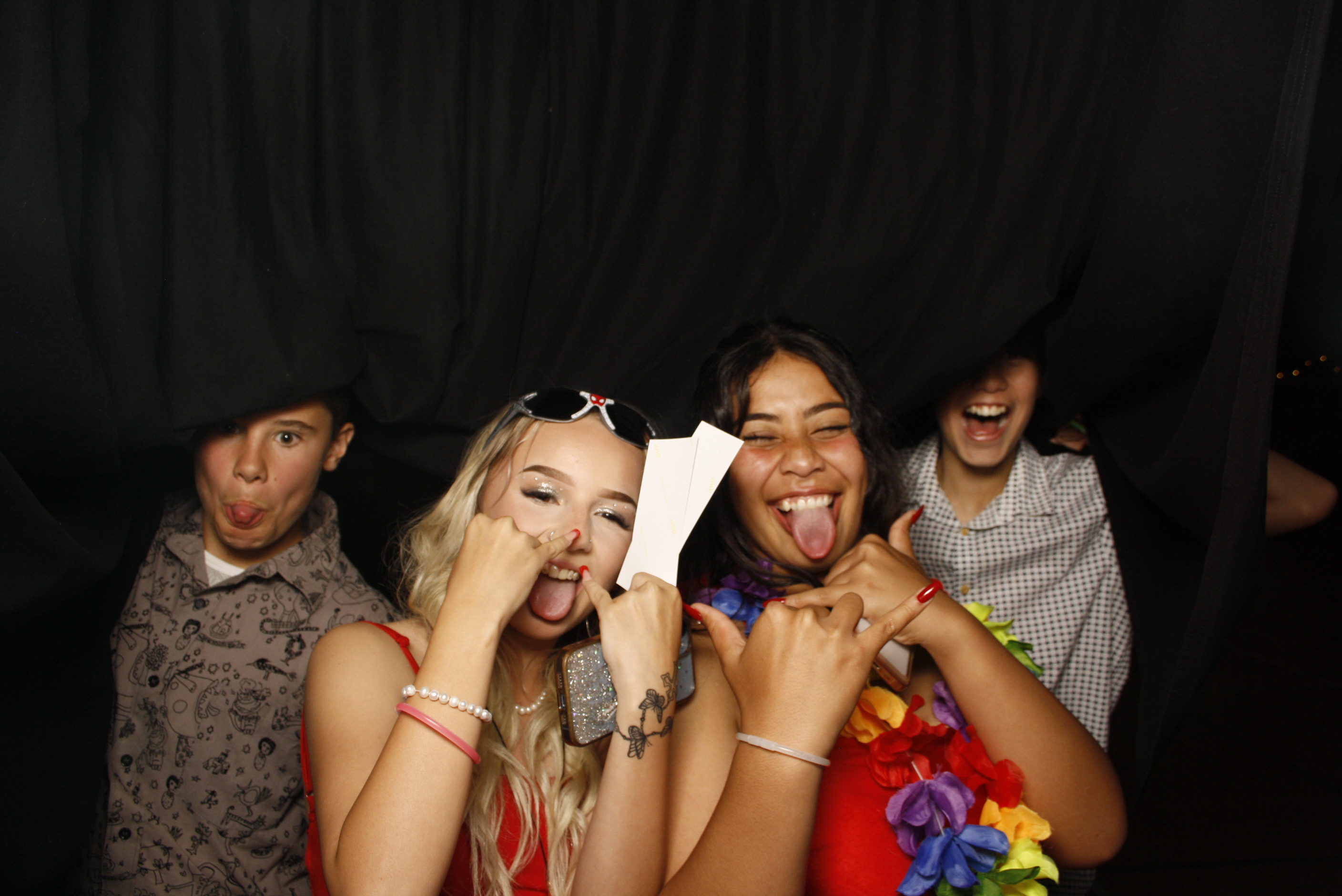 Waikanae School Leavers Dinner 2023 | View more photos from the event at wgtngallery.classicphotobooths.co.nz/u/wgtncpbgallery/Waikanae-School-Leavers-Dinner-2023