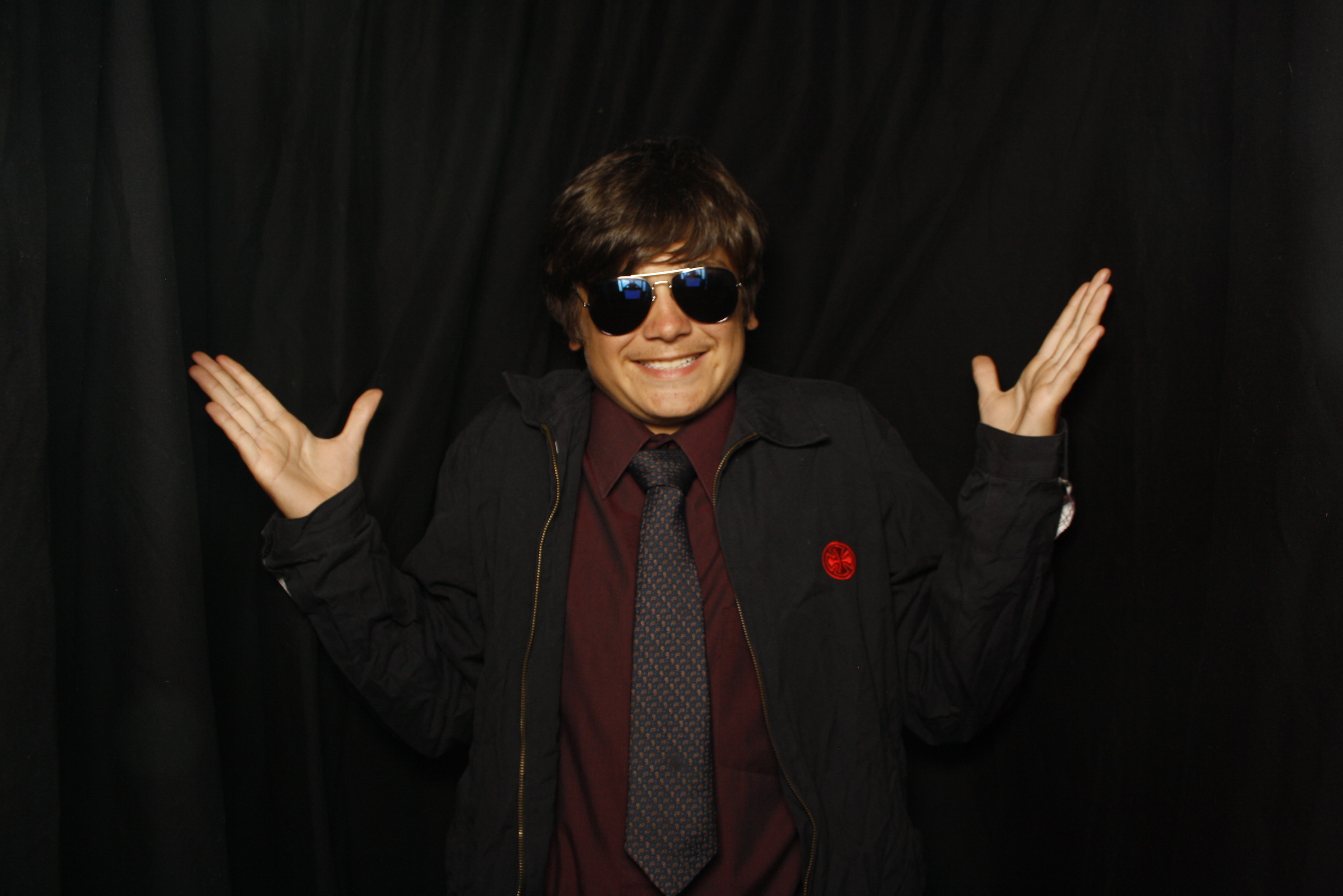 Waikanae School Leavers Dinner 2023 | View more photos from the event at wgtngallery.classicphotobooths.co.nz/u/wgtncpbgallery/Waikanae-School-Leavers-Dinner-2023