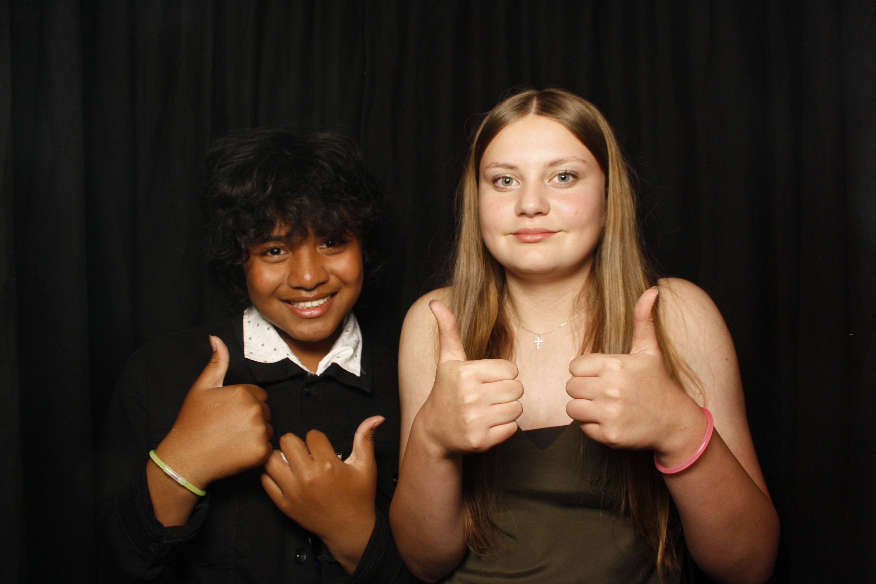 Waikanae School Leavers Dinner 2023 | View more photos from the event at wgtngallery.classicphotobooths.co.nz/u/wgtncpbgallery/Waikanae-School-Leavers-Dinner-2023