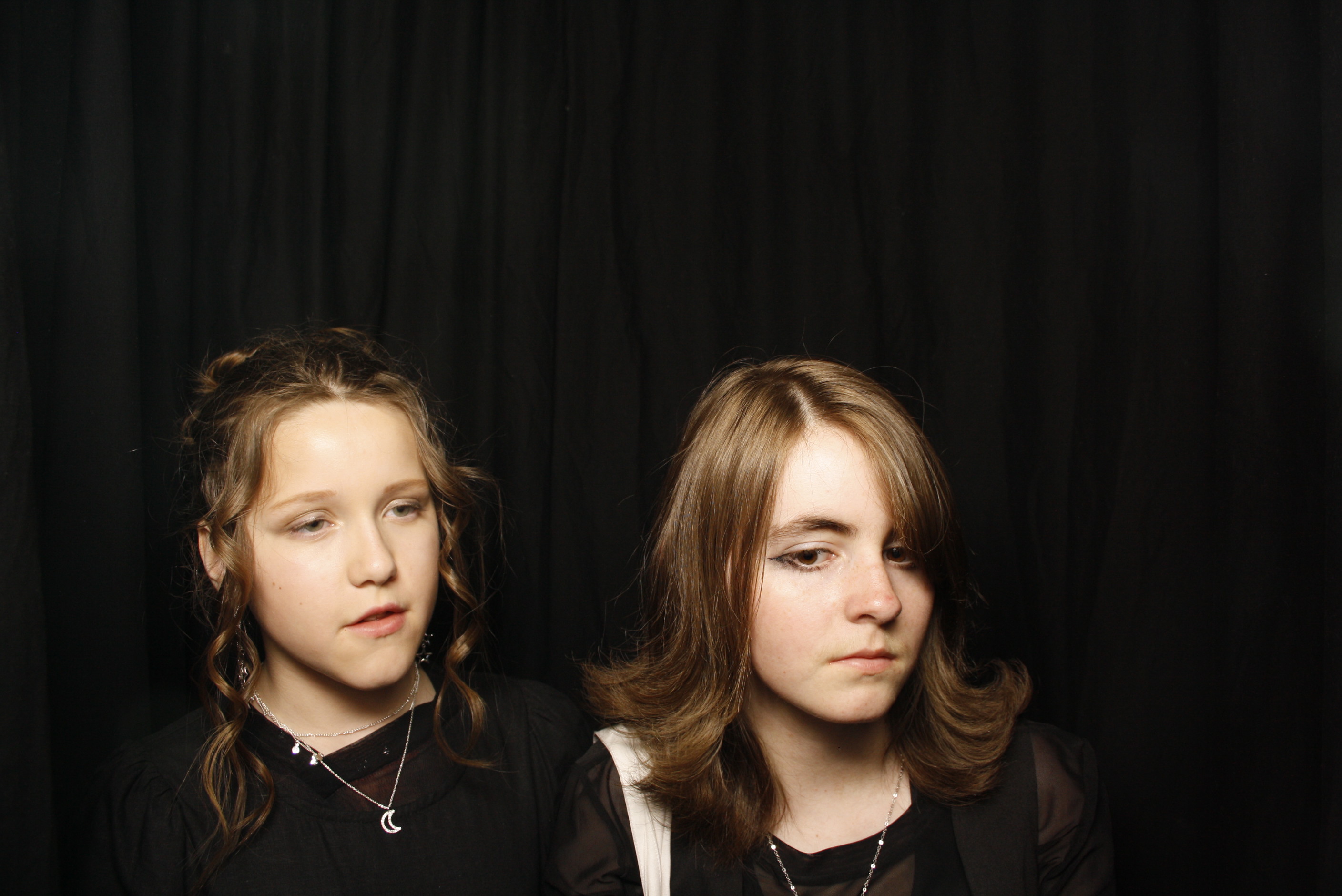 Waikanae School Leavers Dinner 2023 | View more photos from the event at wgtngallery.classicphotobooths.co.nz/u/wgtncpbgallery/Waikanae-School-Leavers-Dinner-2023