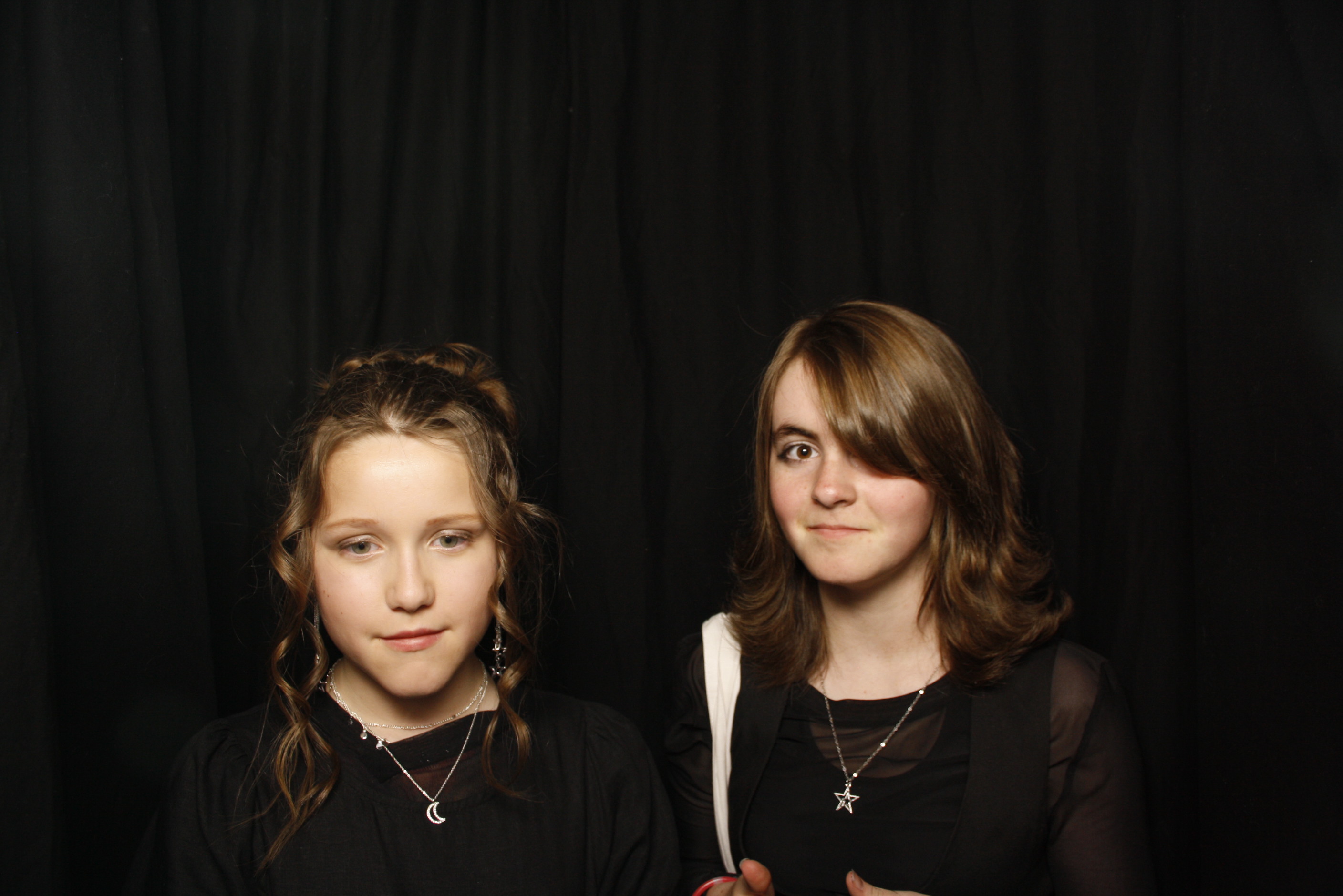 Waikanae School Leavers Dinner 2023 | View more photos from the event at wgtngallery.classicphotobooths.co.nz/u/wgtncpbgallery/Waikanae-School-Leavers-Dinner-2023