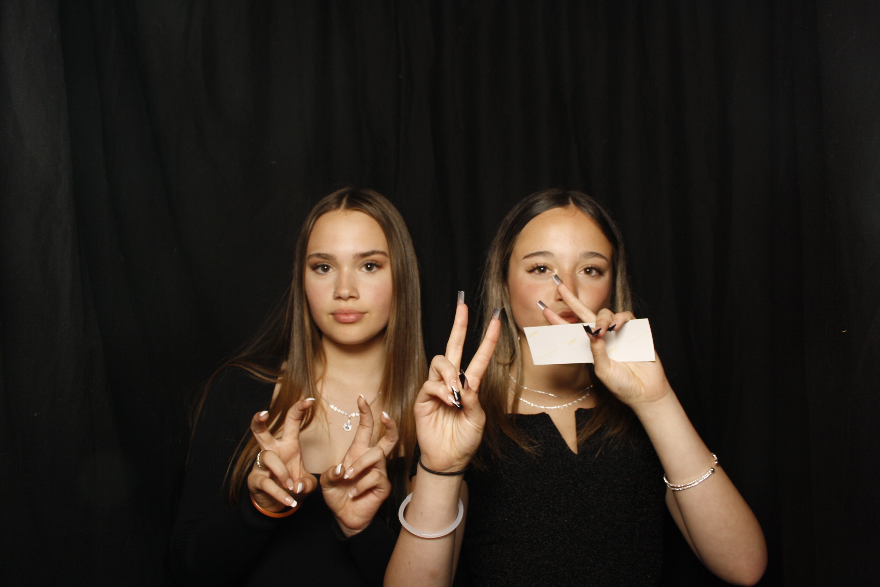 Waikanae School Leavers Dinner 2023 | View more photos from the event at wgtngallery.classicphotobooths.co.nz/u/wgtncpbgallery/Waikanae-School-Leavers-Dinner-2023