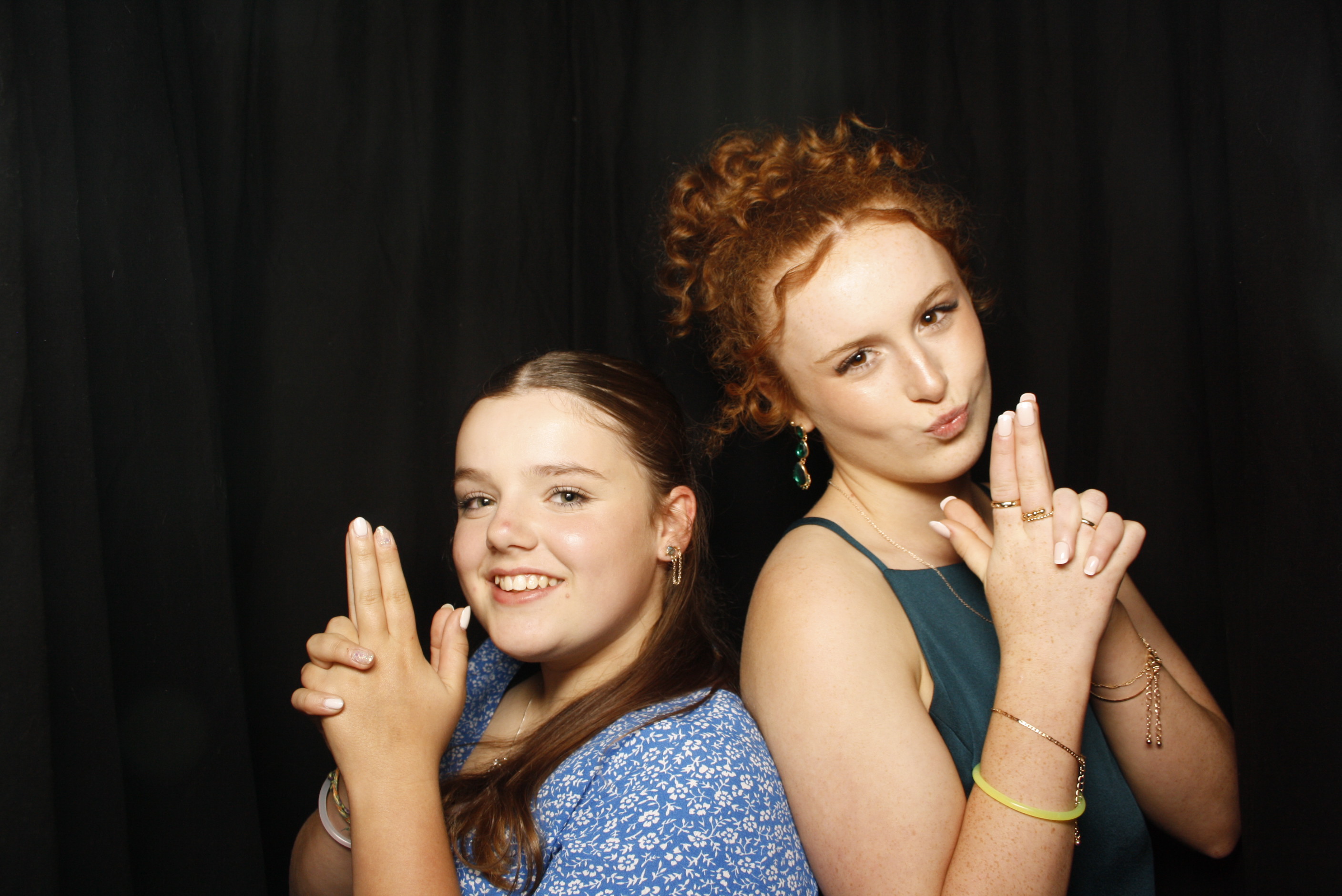 Waikanae School Leavers Dinner 2023 | View more photos from the event at wgtngallery.classicphotobooths.co.nz/u/wgtncpbgallery/Waikanae-School-Leavers-Dinner-2023