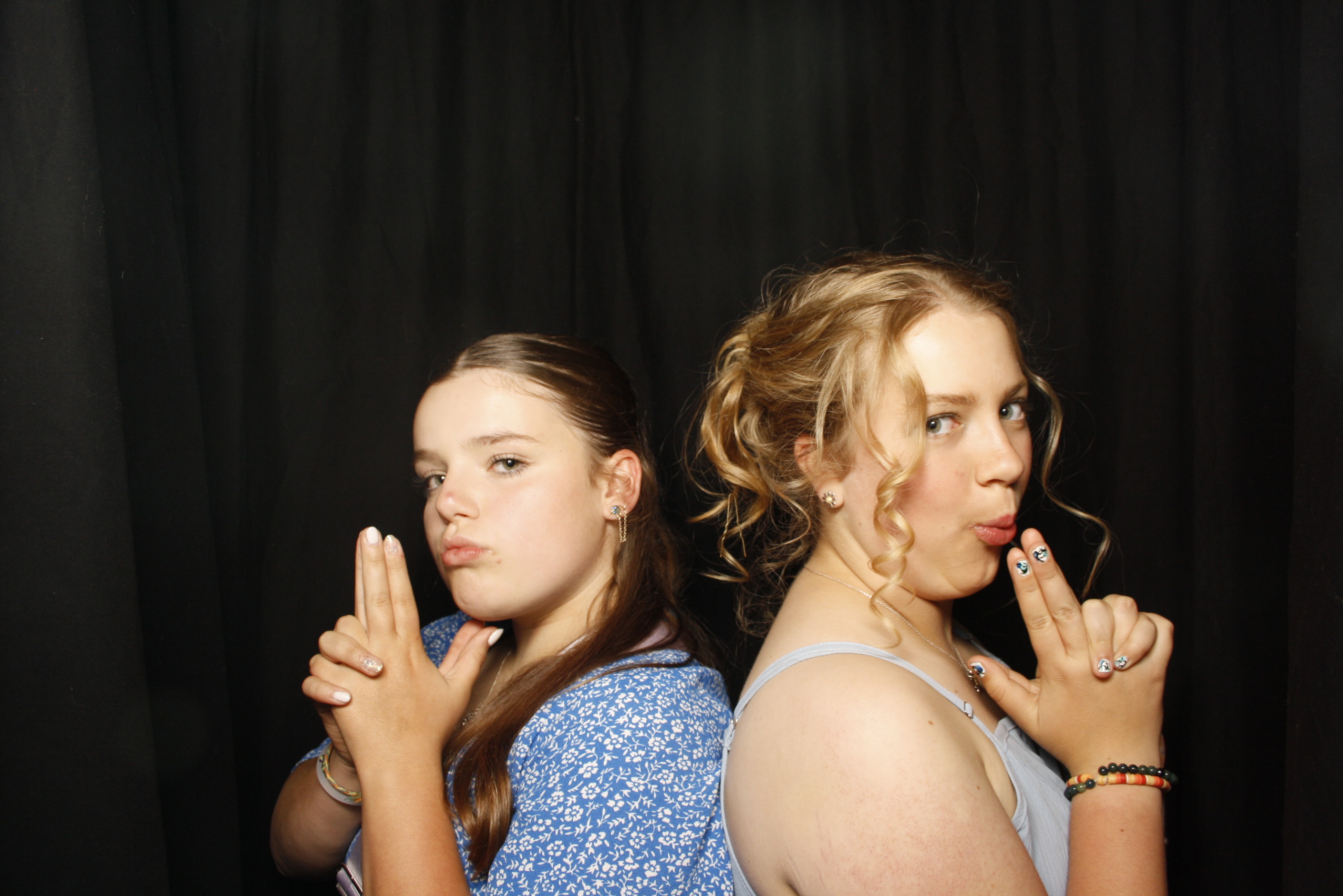 Waikanae School Leavers Dinner 2023 | View more photos from the event at wgtngallery.classicphotobooths.co.nz/u/wgtncpbgallery/Waikanae-School-Leavers-Dinner-2023