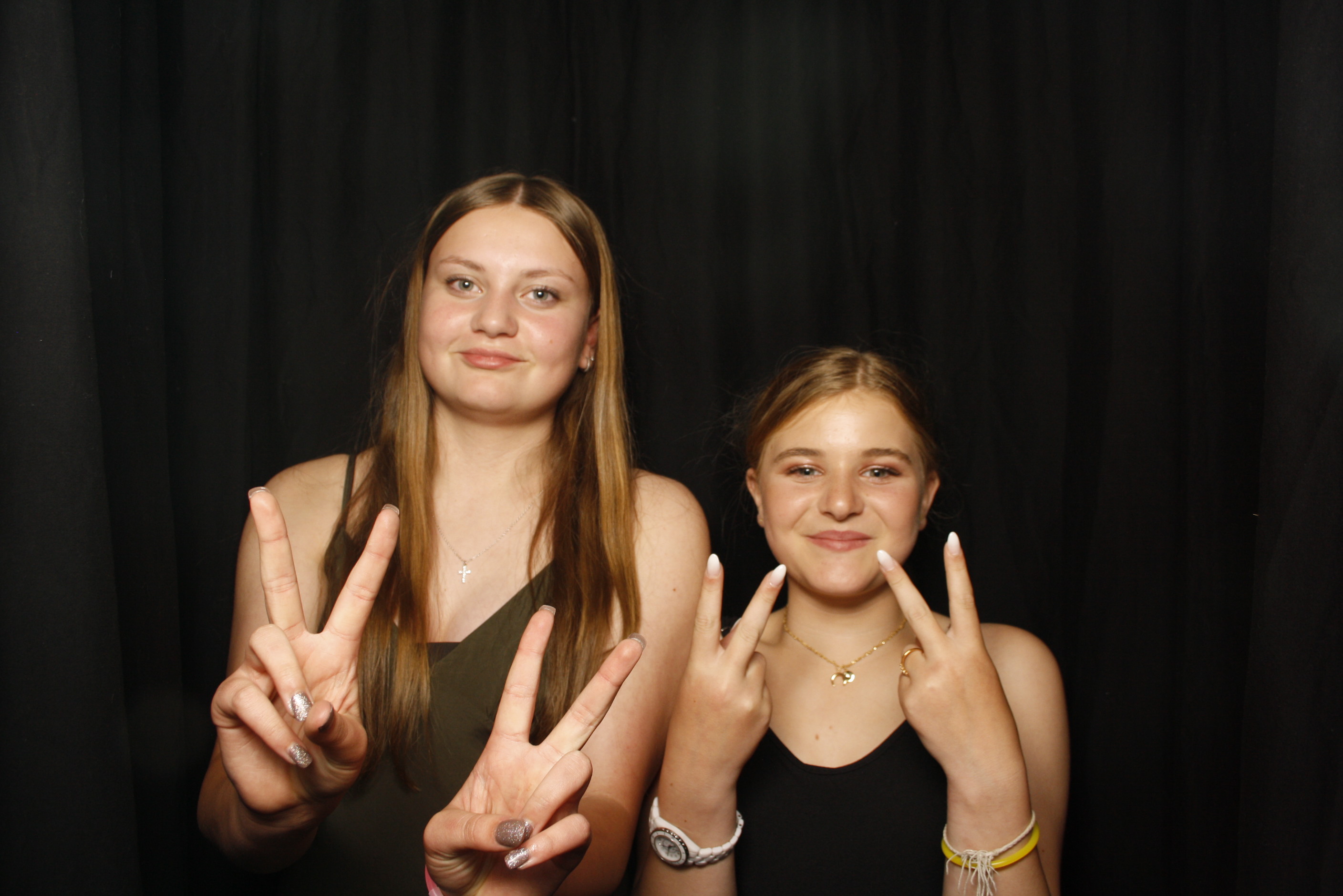 Waikanae School Leavers Dinner 2023 | View more photos from the event at wgtngallery.classicphotobooths.co.nz/u/wgtncpbgallery/Waikanae-School-Leavers-Dinner-2023