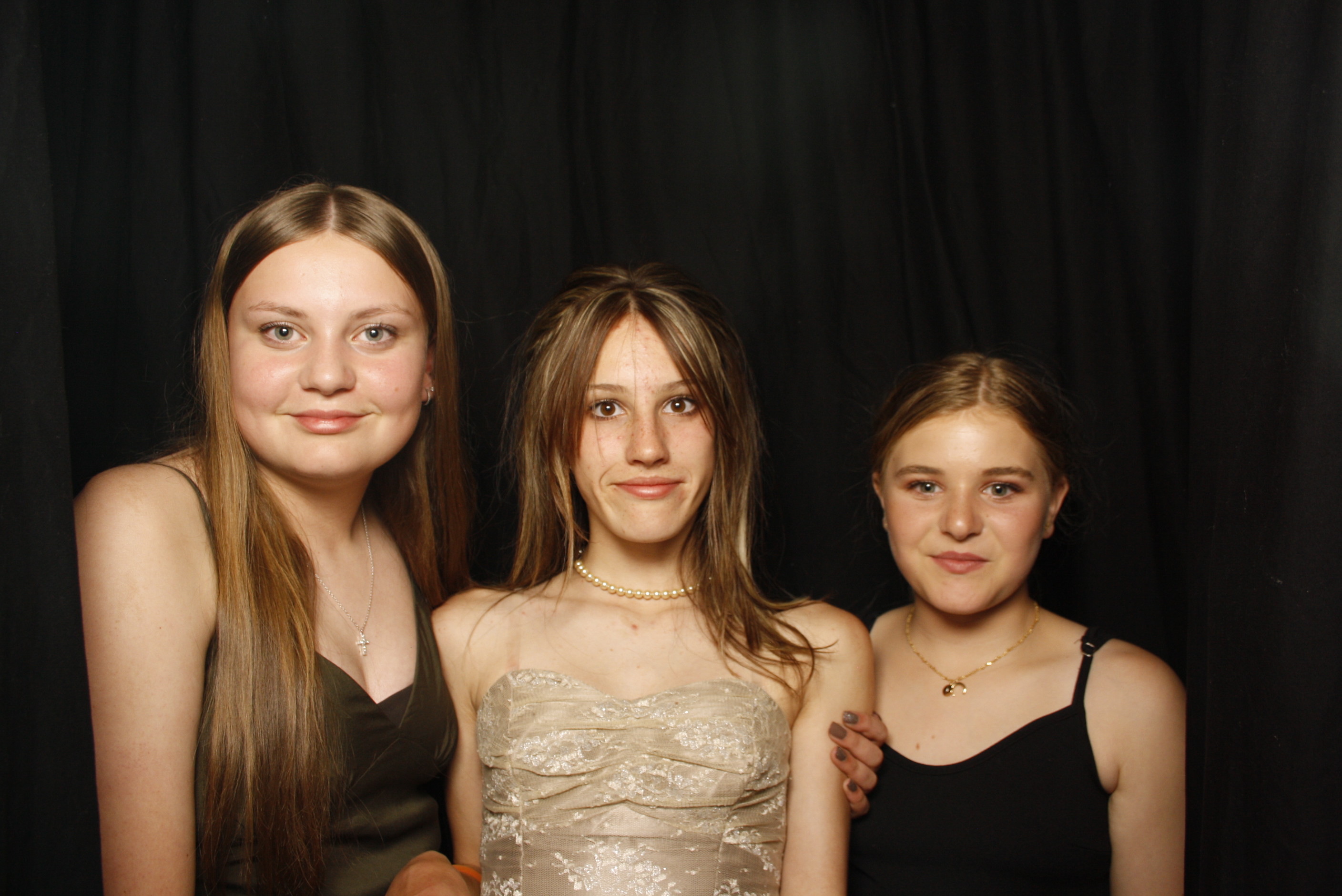 Waikanae School Leavers Dinner 2023 | View more photos from the event at wgtngallery.classicphotobooths.co.nz/u/wgtncpbgallery/Waikanae-School-Leavers-Dinner-2023