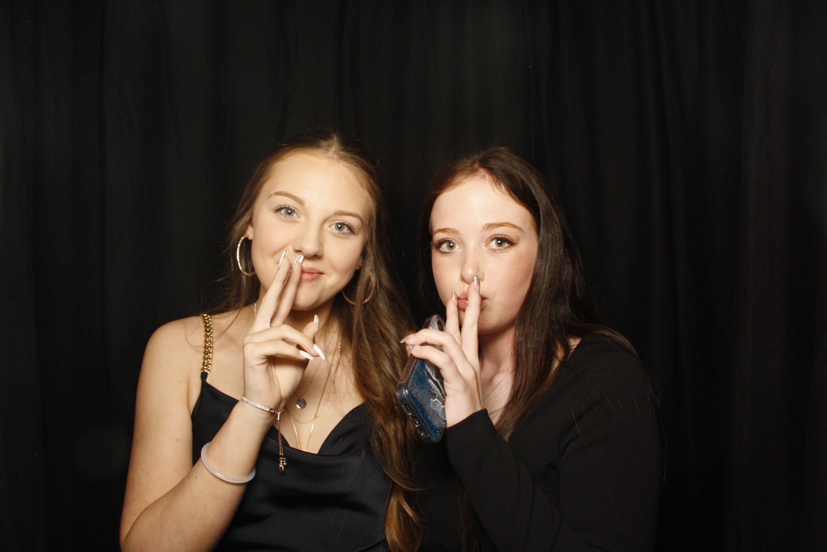 Waikanae School Leavers Dinner 2023 | View more photos from the event at wgtngallery.classicphotobooths.co.nz/u/wgtncpbgallery/Waikanae-School-Leavers-Dinner-2023