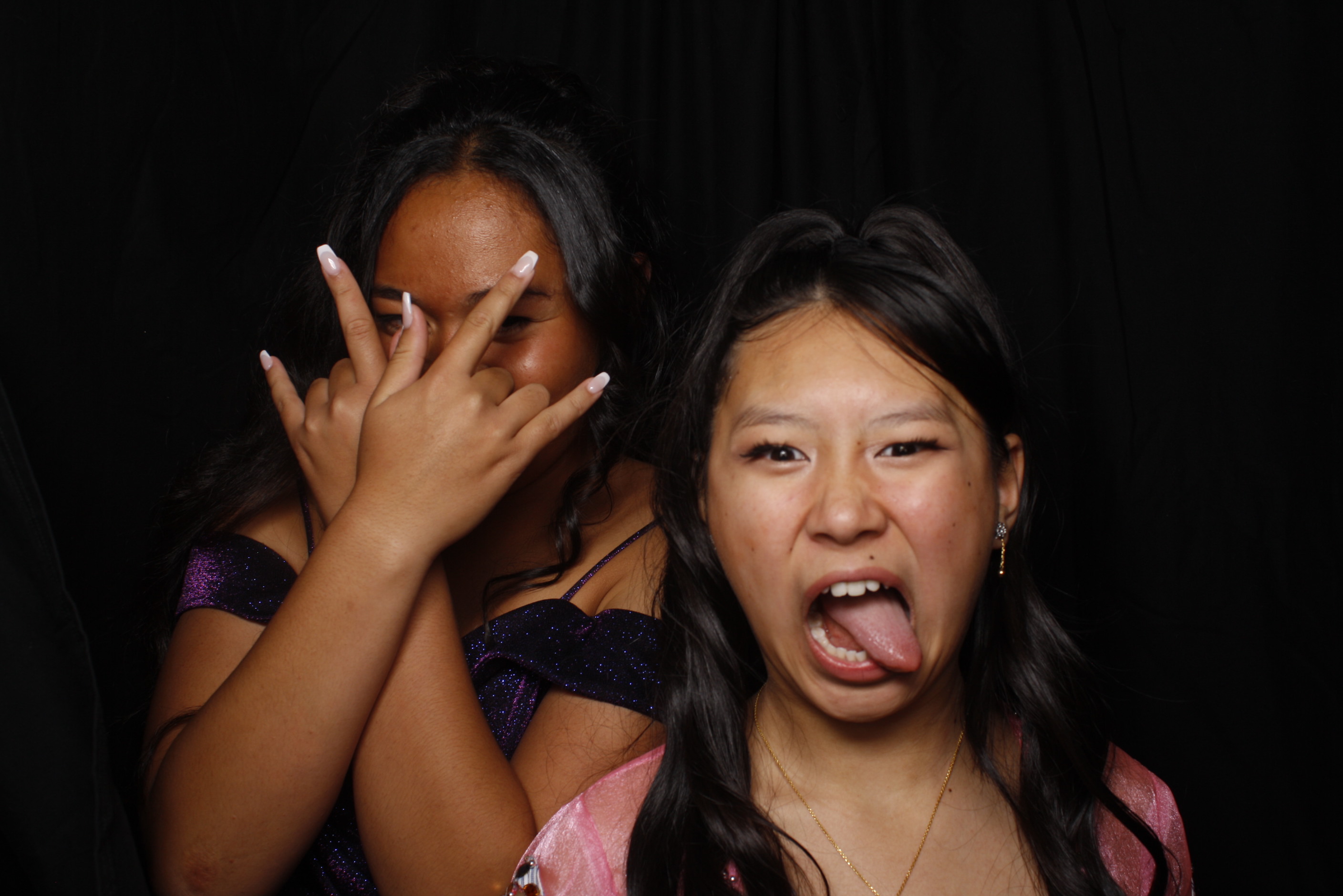 Whitby Senior Ball 2023 | View more photos from the event at wgtngallery.classicphotobooths.co.nz/u/wgtncpbgallery/Whitby-Senior-Ball-2023