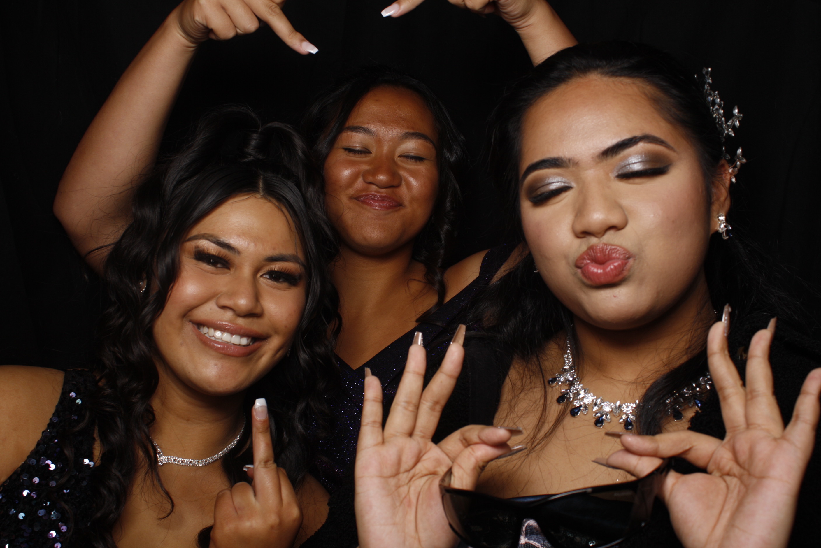 Whitby Senior Ball 2023 | View more photos from the event at wgtngallery.classicphotobooths.co.nz/u/wgtncpbgallery/Whitby-Senior-Ball-2023