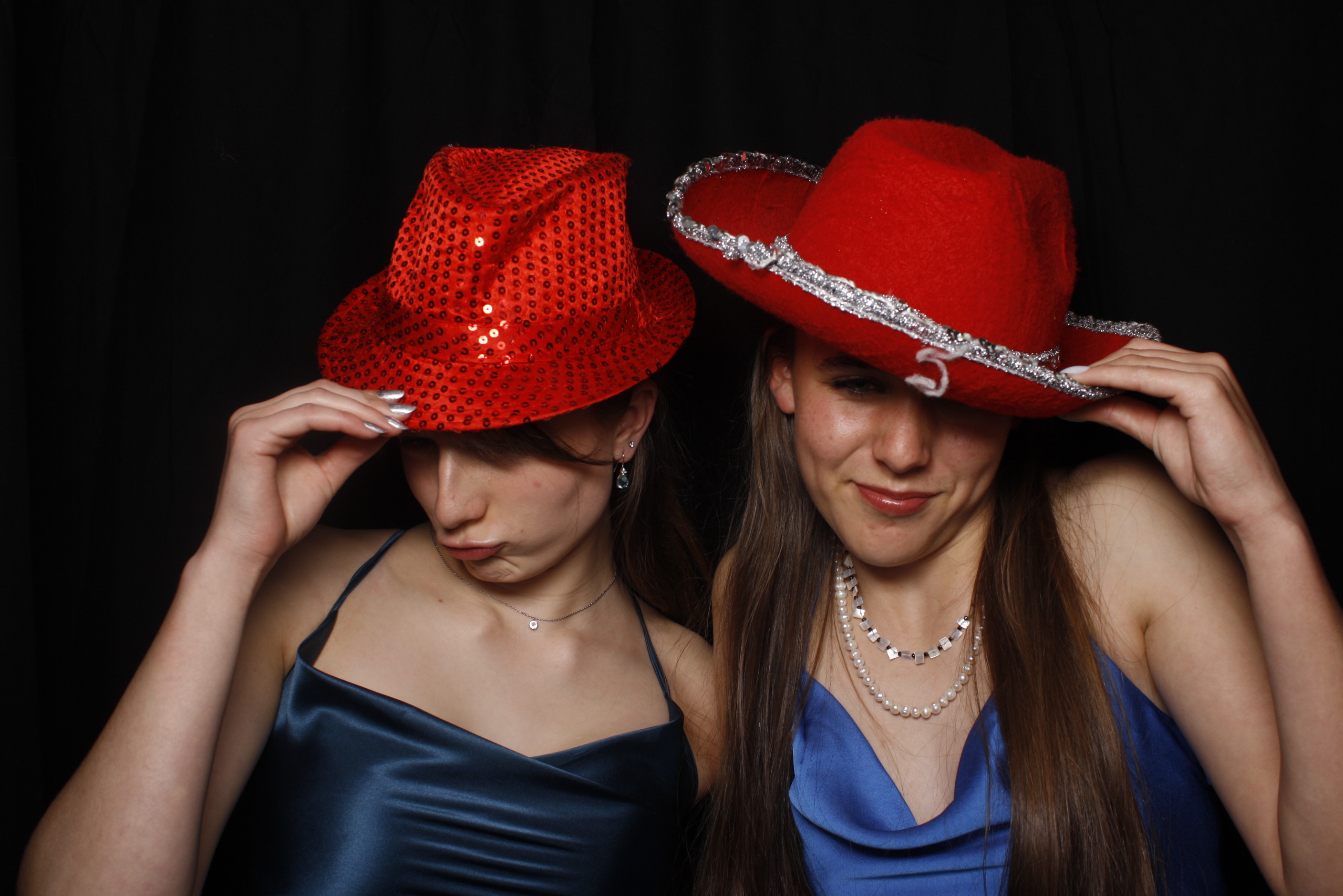 Whitby Senior Ball 2023 | View more photos from the event at wgtngallery.classicphotobooths.co.nz/u/wgtncpbgallery/Whitby-Senior-Ball-2023