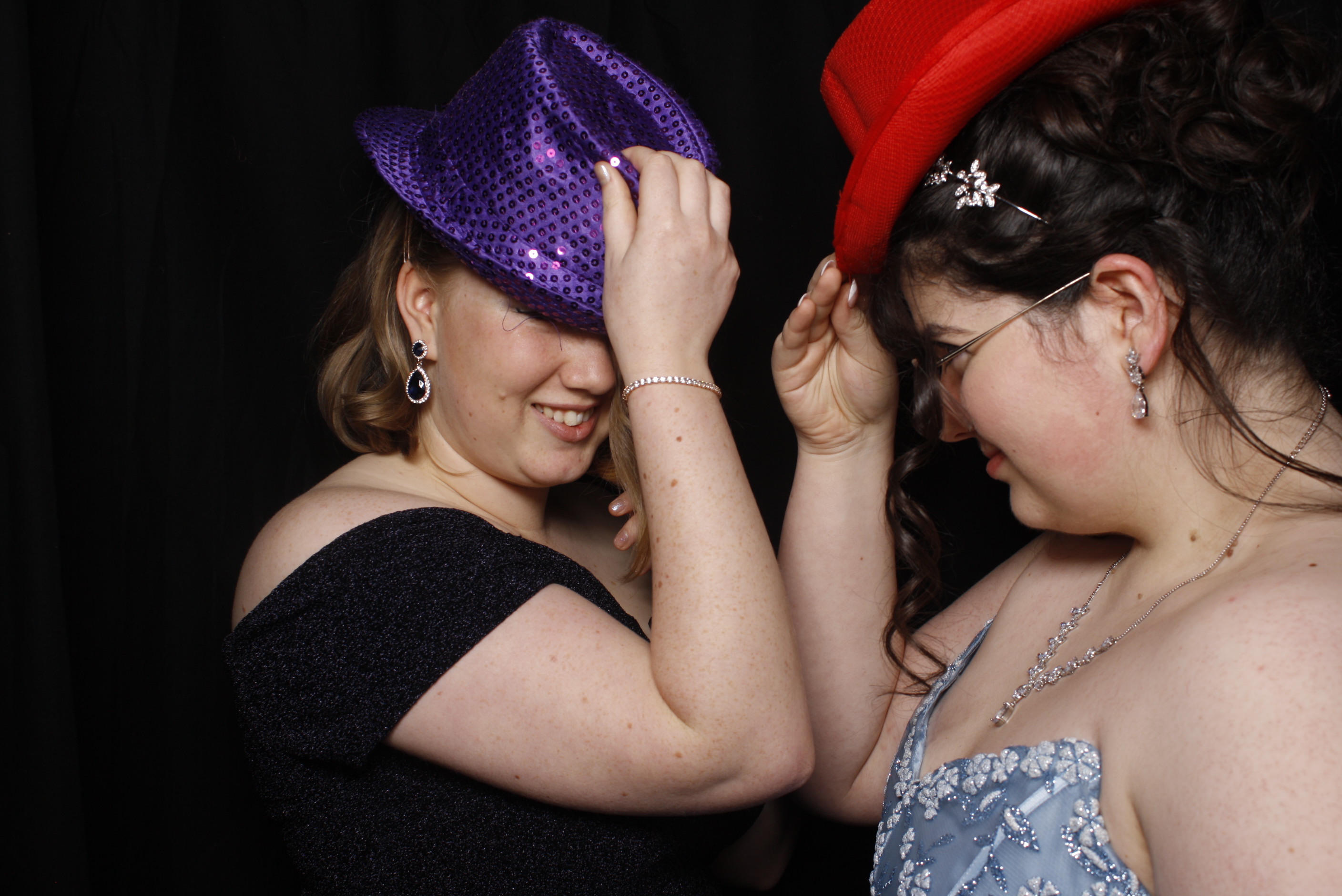 Whitby Senior Ball 2023 | View more photos from the event at wgtngallery.classicphotobooths.co.nz/u/wgtncpbgallery/Whitby-Senior-Ball-2023