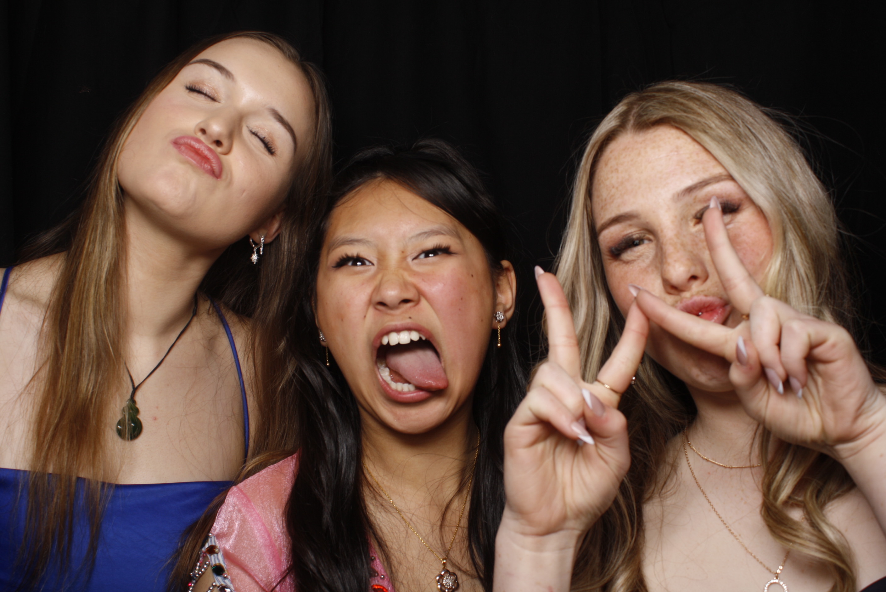 Whitby Senior Ball 2023 | View more photos from the event at wgtngallery.classicphotobooths.co.nz/u/wgtncpbgallery/Whitby-Senior-Ball-2023