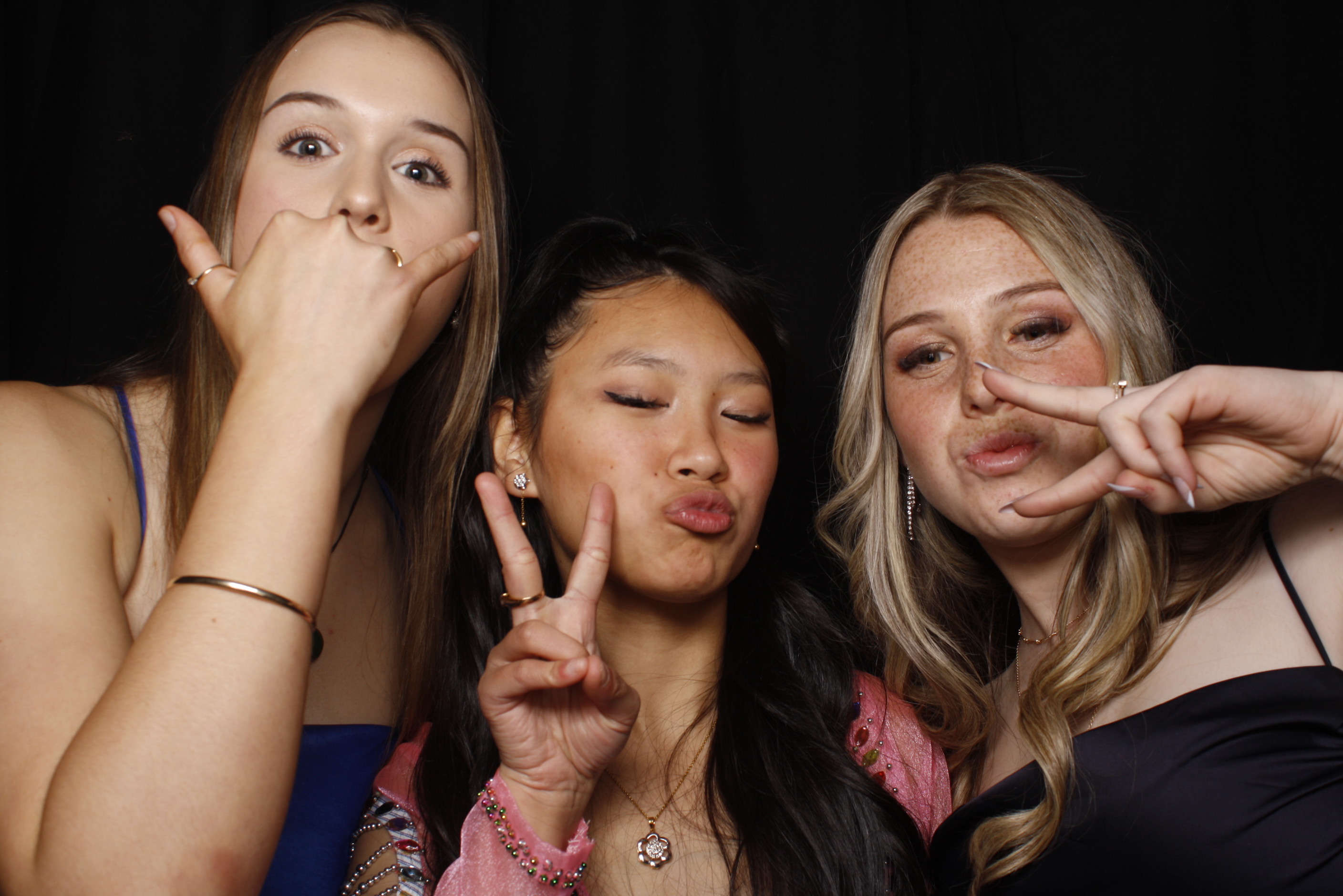 Whitby Senior Ball 2023 | View more photos from the event at wgtngallery.classicphotobooths.co.nz/u/wgtncpbgallery/Whitby-Senior-Ball-2023