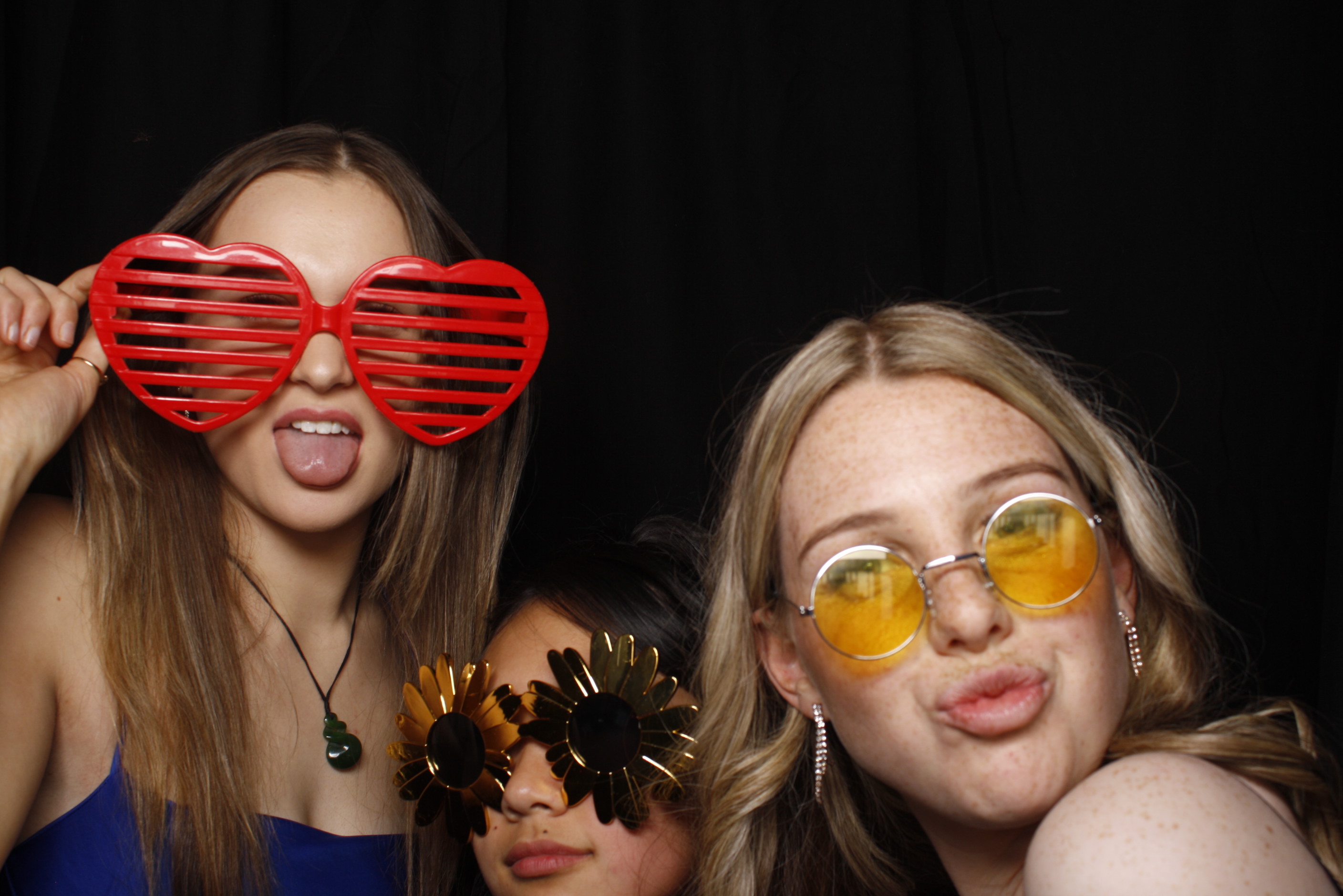 Whitby Senior Ball 2023 | View more photos from the event at wgtngallery.classicphotobooths.co.nz/u/wgtncpbgallery/Whitby-Senior-Ball-2023