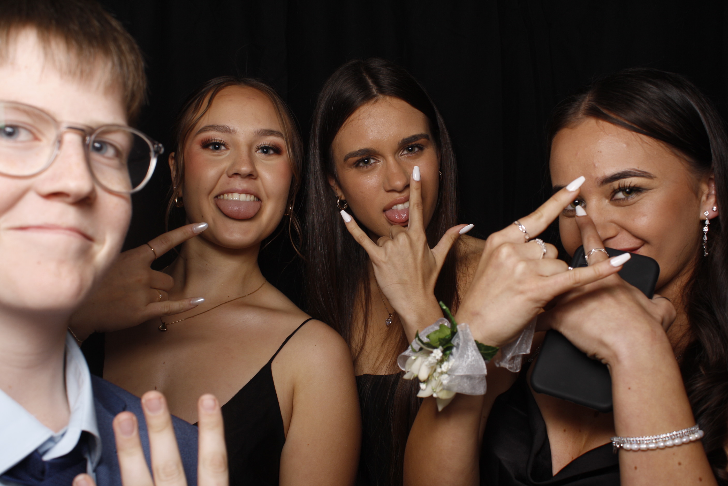 Whitby Senior Ball 2023 | View more photos from the event at wgtngallery.classicphotobooths.co.nz/u/wgtncpbgallery/Whitby-Senior-Ball-2023