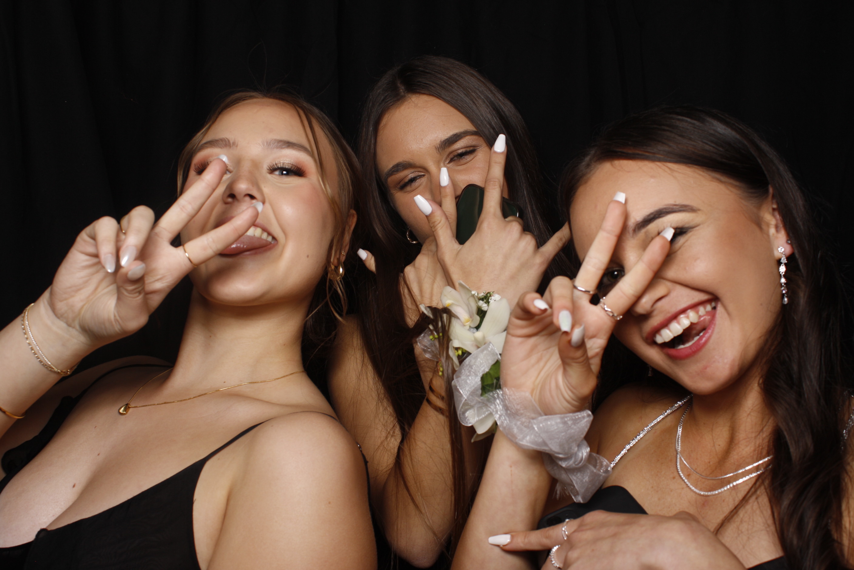 Whitby Senior Ball 2023 | View more photos from the event at wgtngallery.classicphotobooths.co.nz/u/wgtncpbgallery/Whitby-Senior-Ball-2023