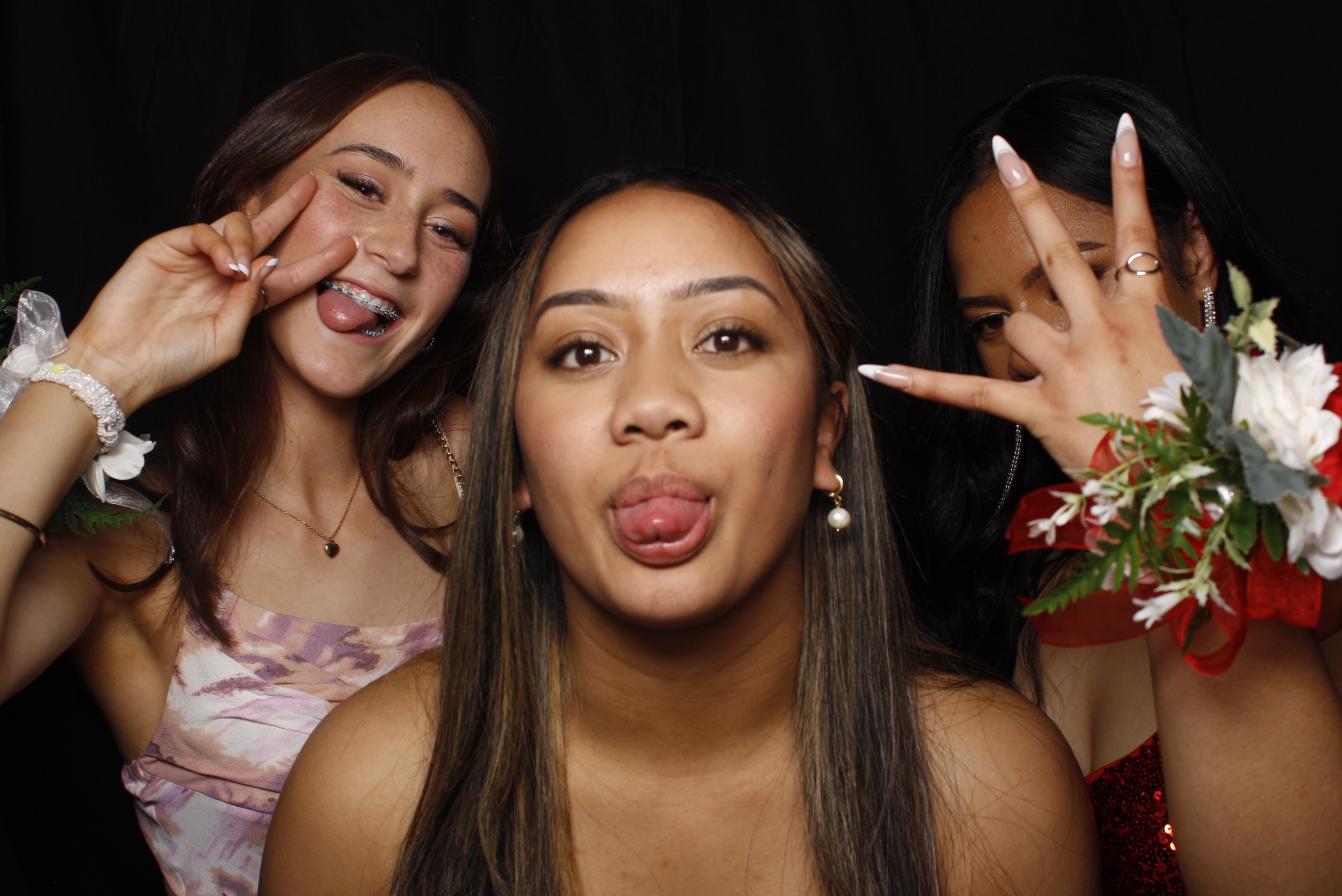 Whitby Senior Ball 2023 | View more photos from the event at wgtngallery.classicphotobooths.co.nz/u/wgtncpbgallery/Whitby-Senior-Ball-2023