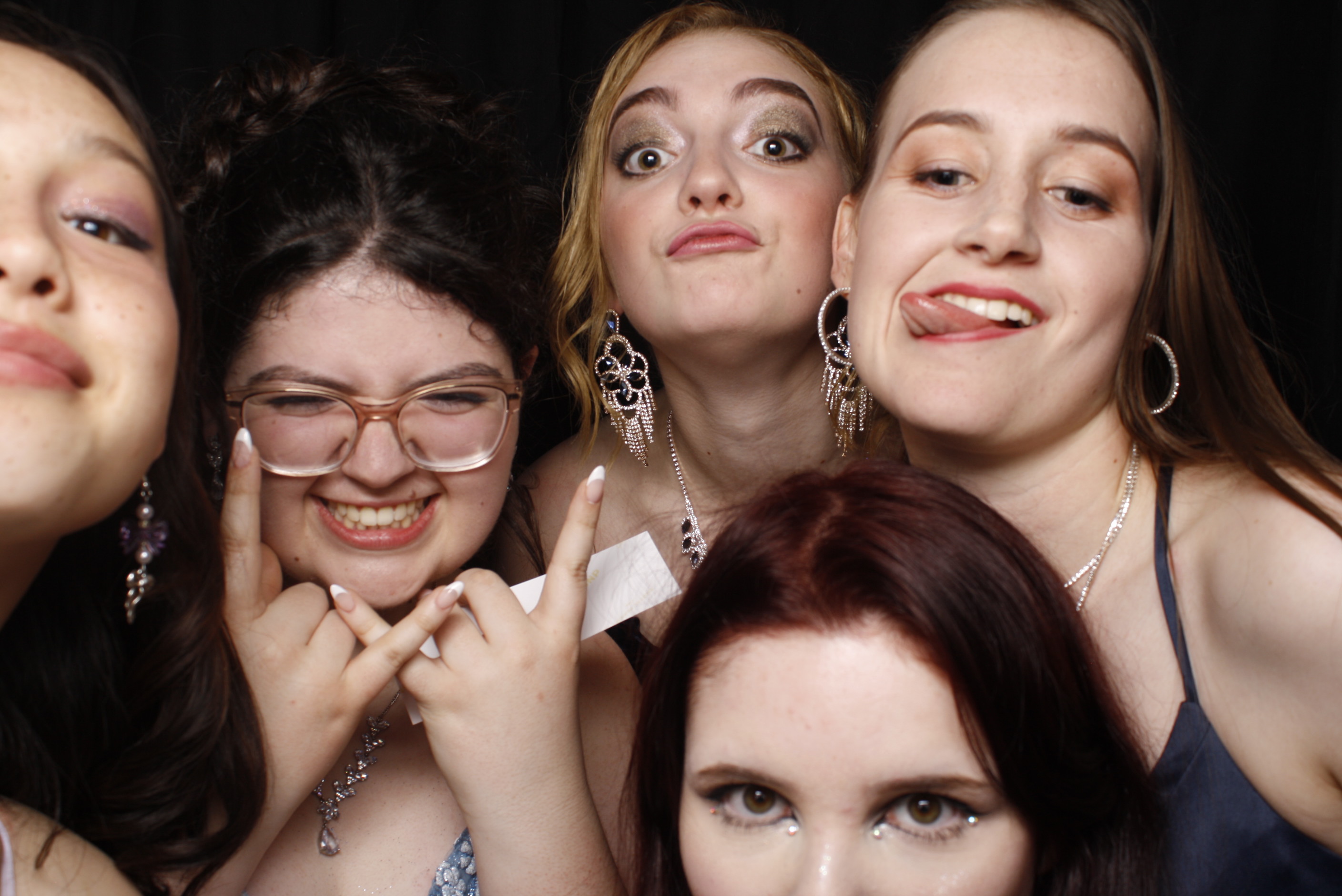 Whitby Senior Ball 2023 | View more photos from the event at wgtngallery.classicphotobooths.co.nz/u/wgtncpbgallery/Whitby-Senior-Ball-2023