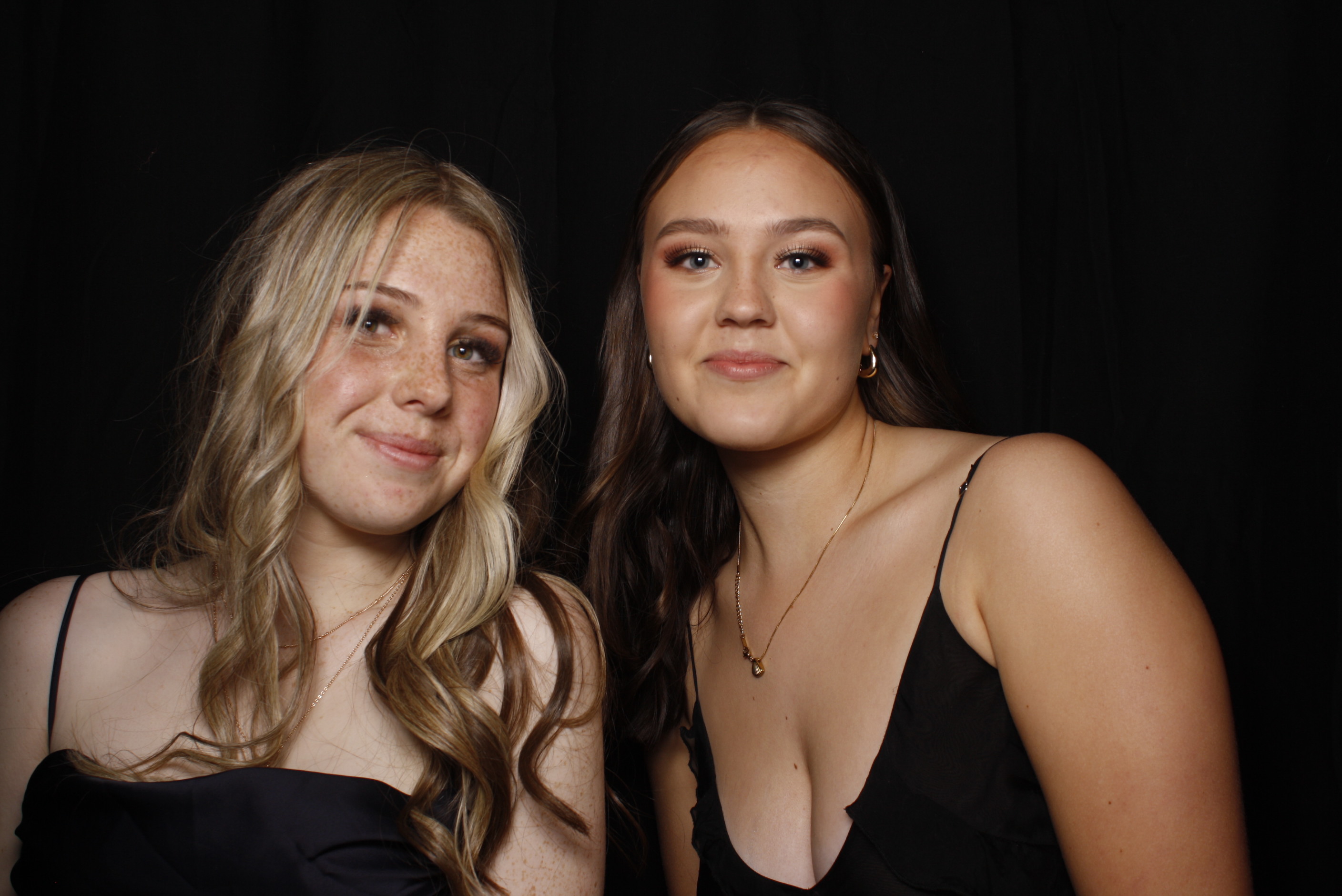 Whitby Senior Ball 2023 | View more photos from the event at wgtngallery.classicphotobooths.co.nz/u/wgtncpbgallery/Whitby-Senior-Ball-2023