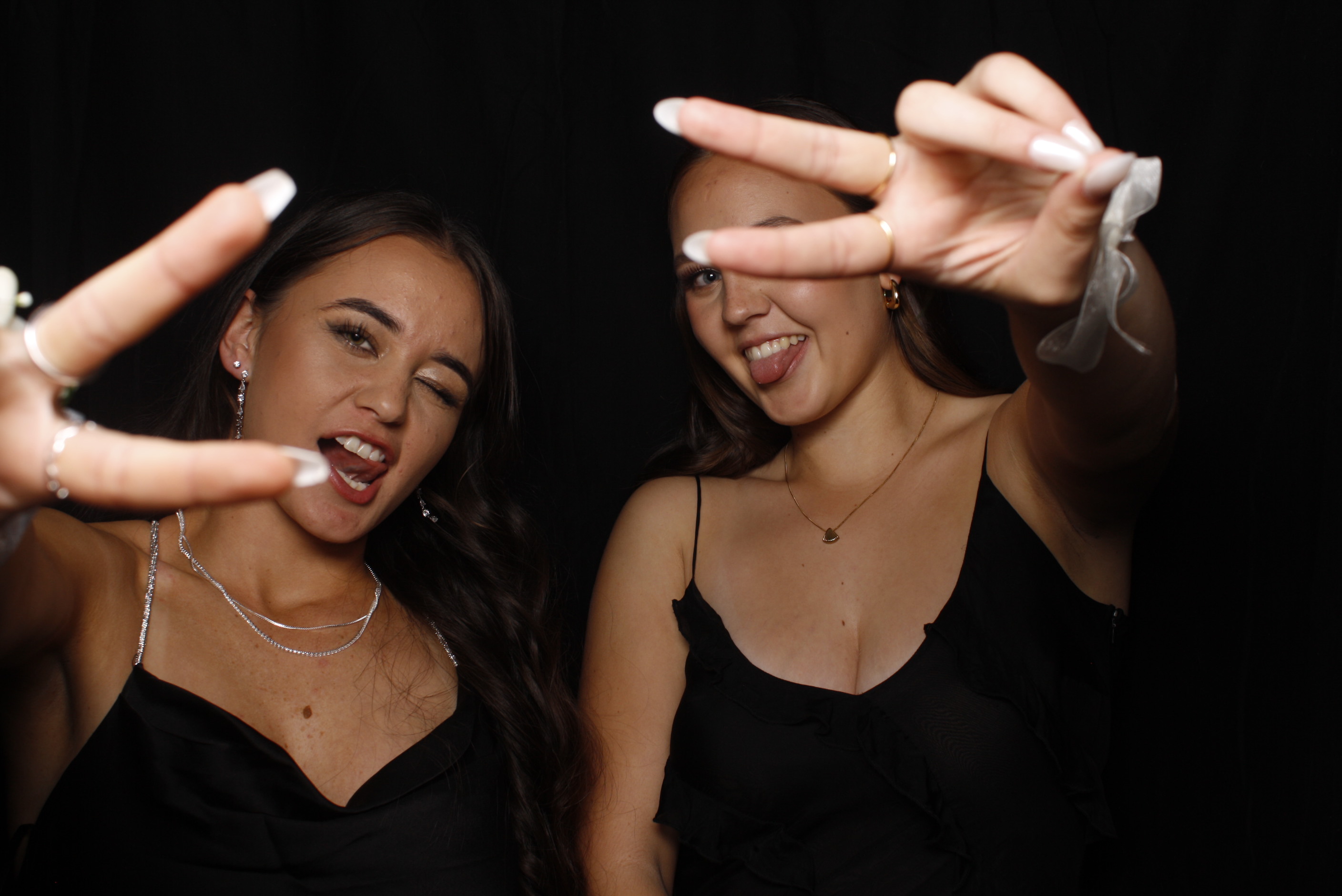 Whitby Senior Ball 2023 | View more photos from the event at wgtngallery.classicphotobooths.co.nz/u/wgtncpbgallery/Whitby-Senior-Ball-2023