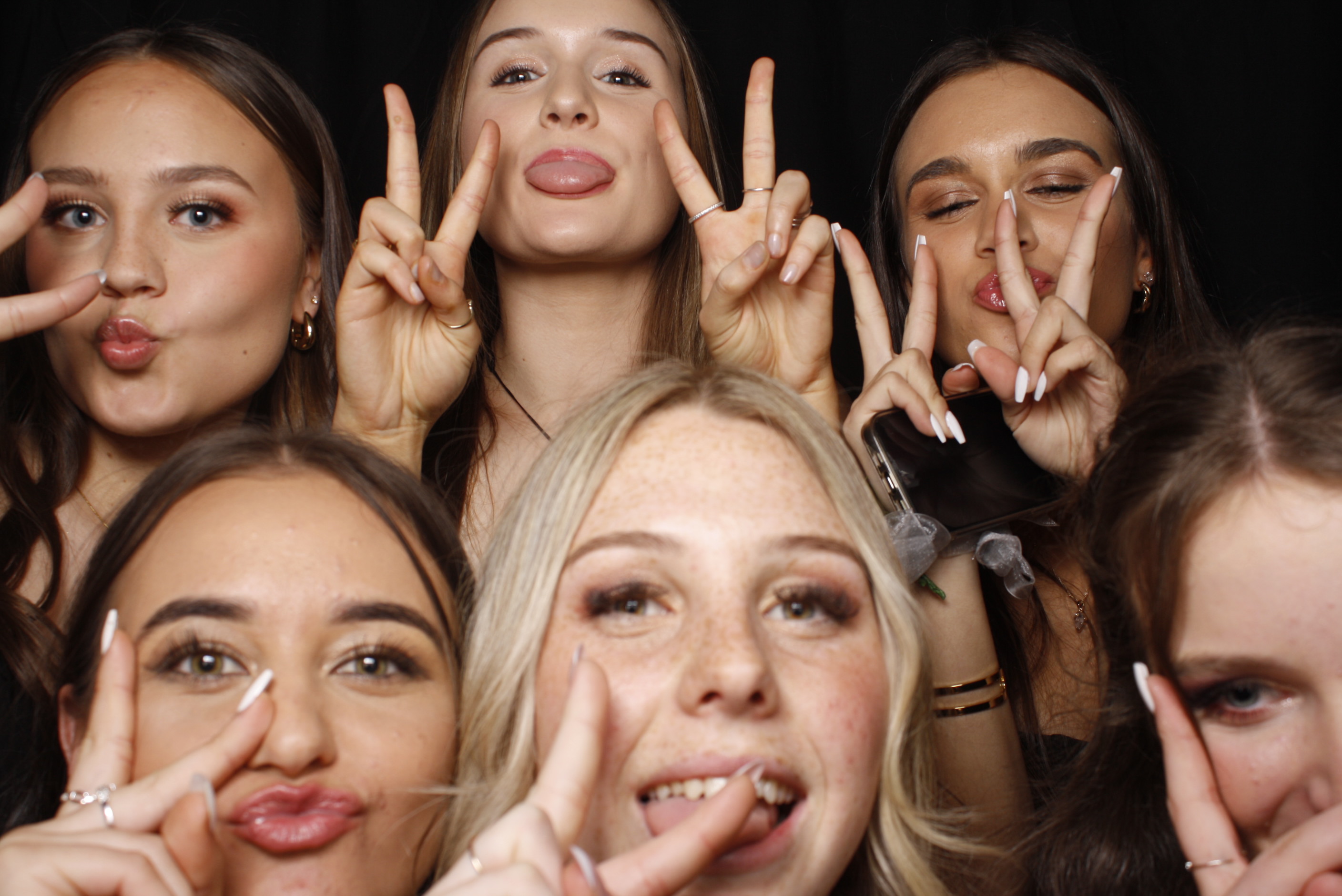 Whitby Senior Ball 2023 | View more photos from the event at wgtngallery.classicphotobooths.co.nz/u/wgtncpbgallery/Whitby-Senior-Ball-2023