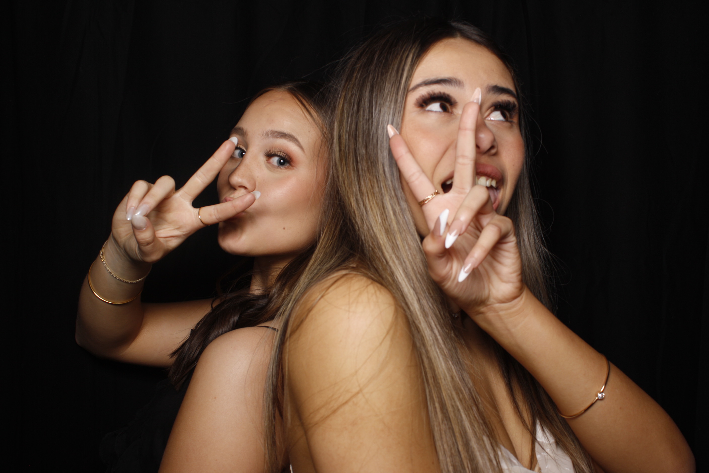 Whitby Senior Ball 2023 | View more photos from the event at wgtngallery.classicphotobooths.co.nz/u/wgtncpbgallery/Whitby-Senior-Ball-2023