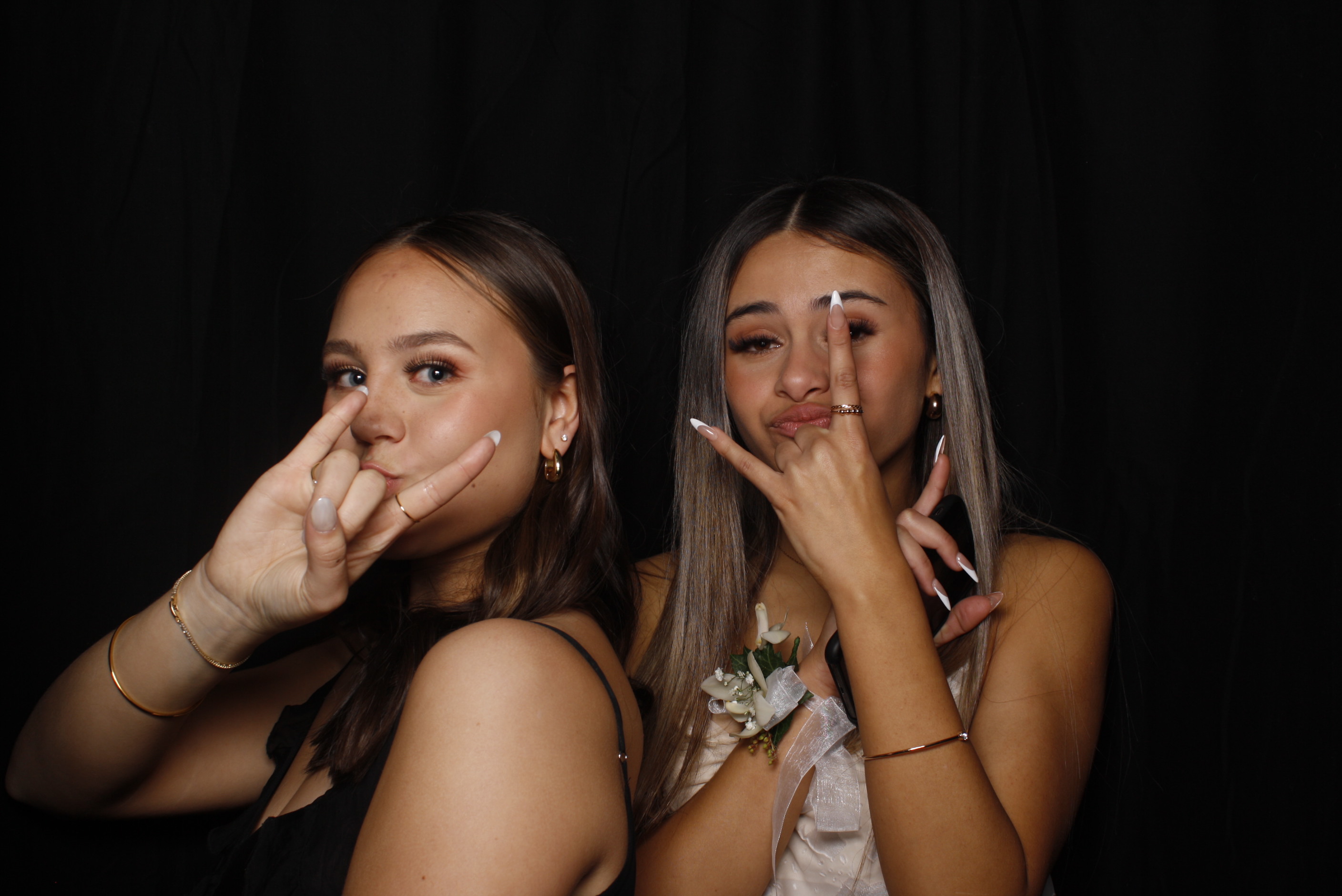 Whitby Senior Ball 2023 | View more photos from the event at wgtngallery.classicphotobooths.co.nz/u/wgtncpbgallery/Whitby-Senior-Ball-2023