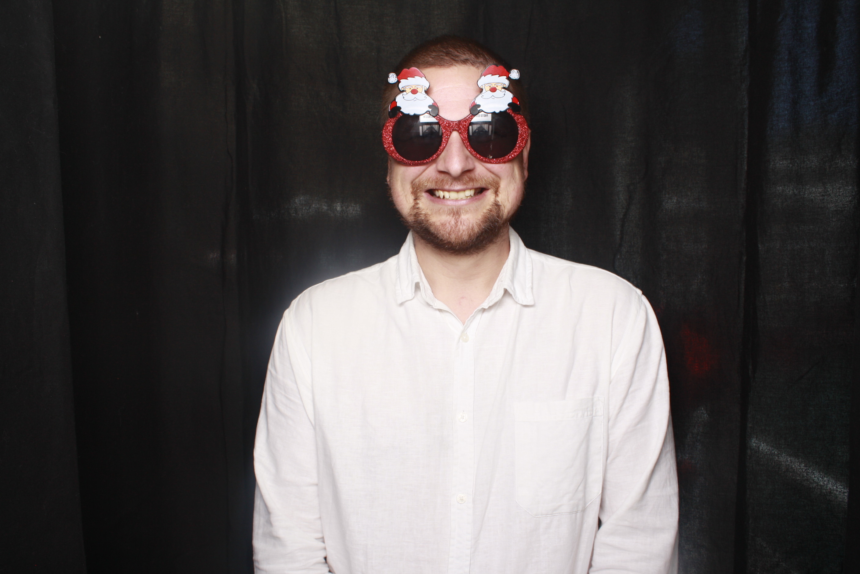 A Chorus Christmas 2024 | View more photos from the event at wgtngallery.classicphotobooths.co.nz/u/wgtncpbgallery/A-Chorus-Christmas-2024