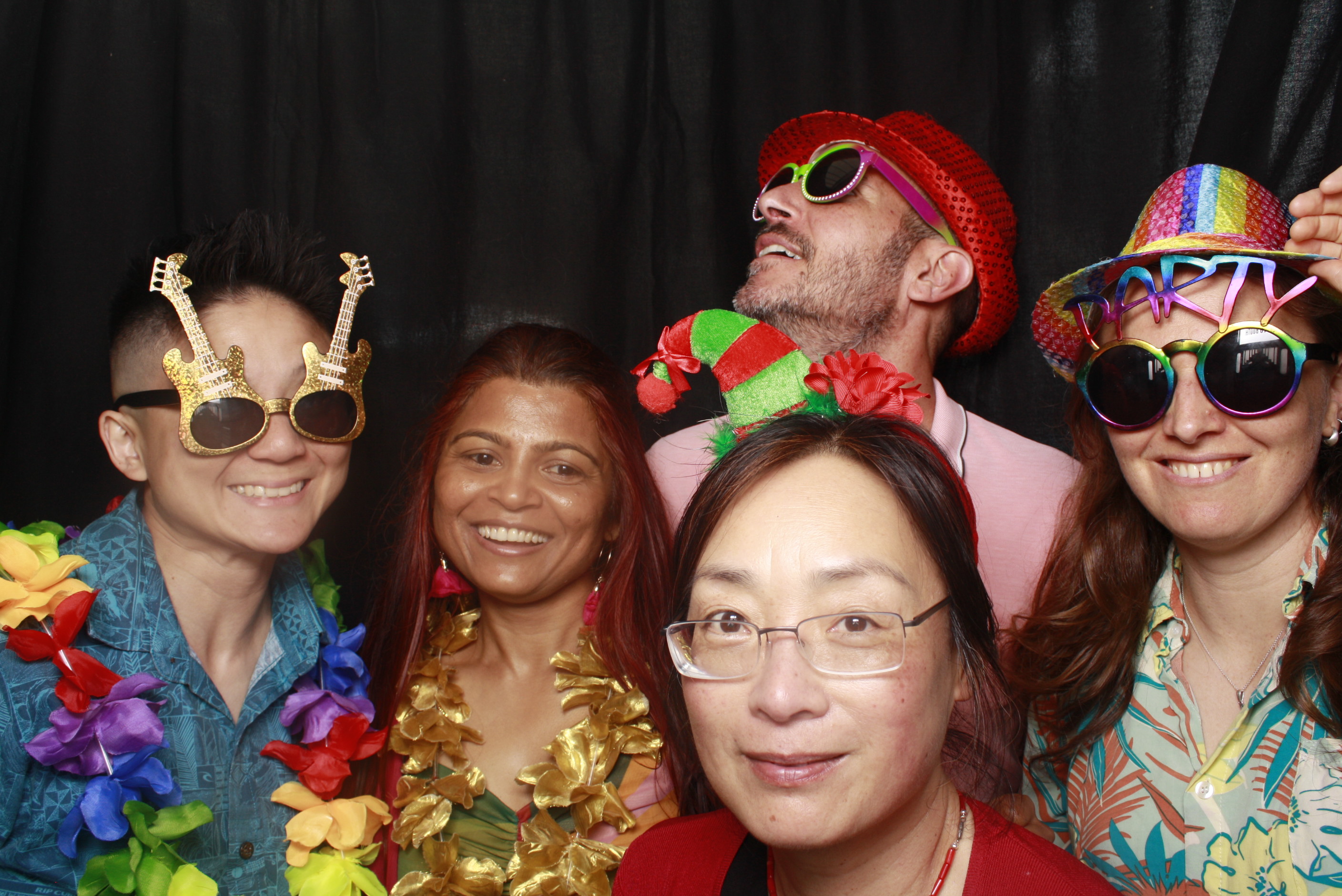 A Chorus Christmas 2024 | View more photos from the event at wgtngallery.classicphotobooths.co.nz/u/wgtncpbgallery/A-Chorus-Christmas-2024