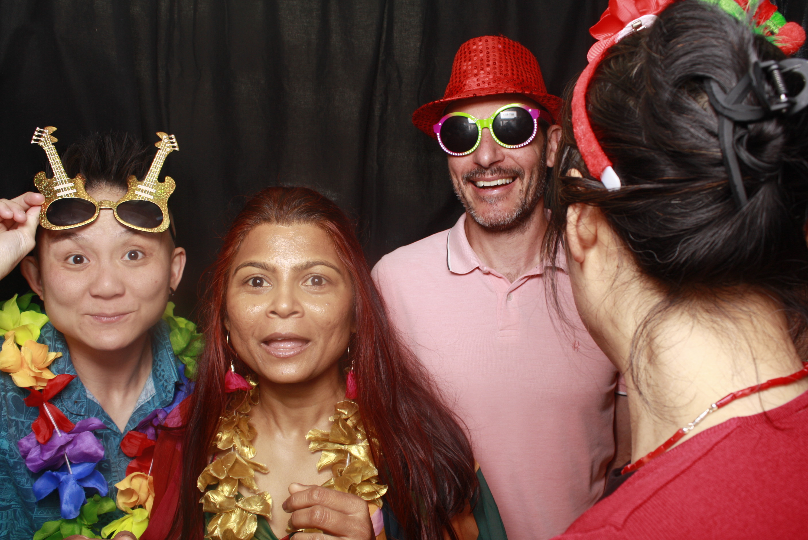 A Chorus Christmas 2024 | View more photos from the event at wgtngallery.classicphotobooths.co.nz/u/wgtncpbgallery/A-Chorus-Christmas-2024