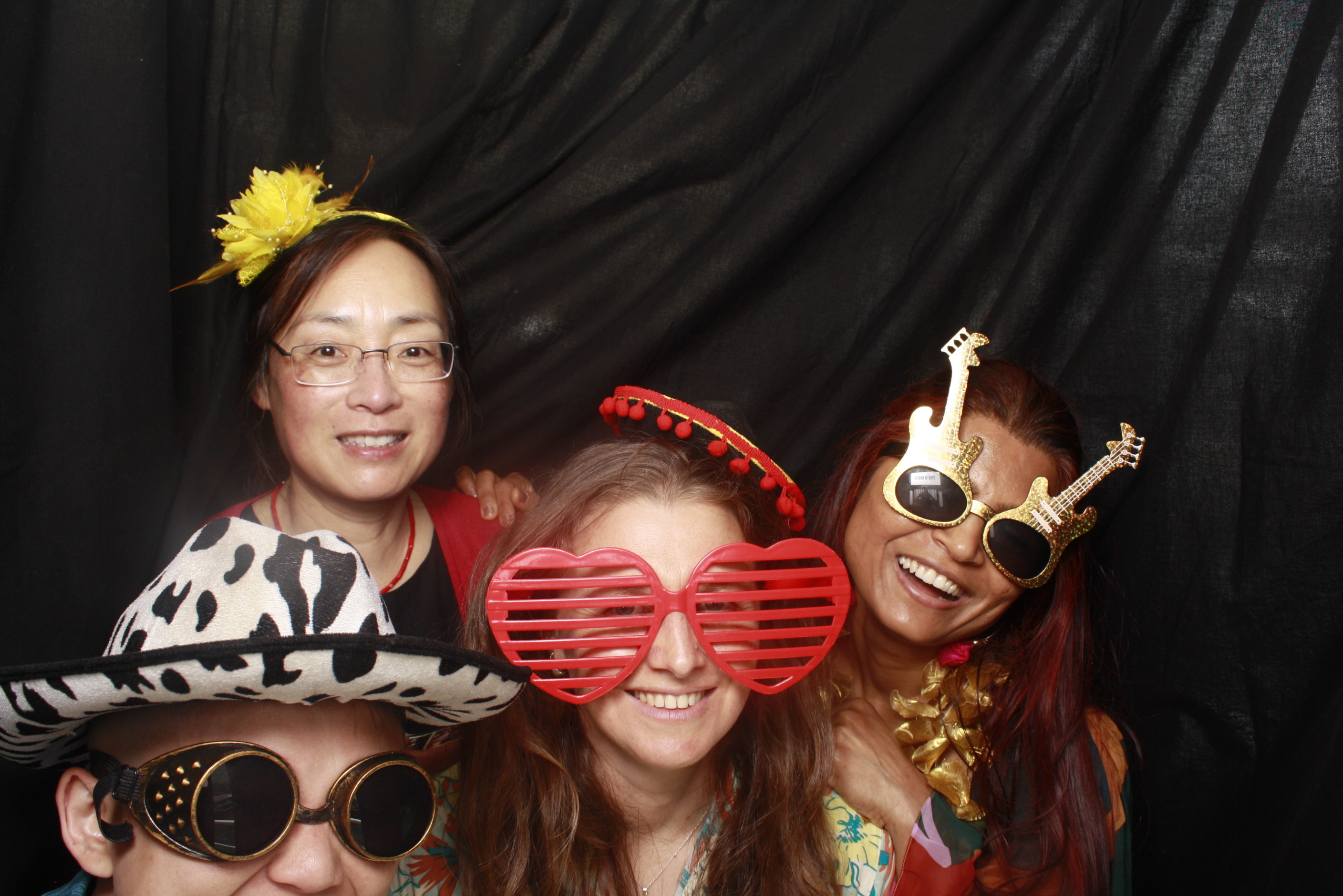 A Chorus Christmas 2024 | View more photos from the event at wgtngallery.classicphotobooths.co.nz/u/wgtncpbgallery/A-Chorus-Christmas-2024