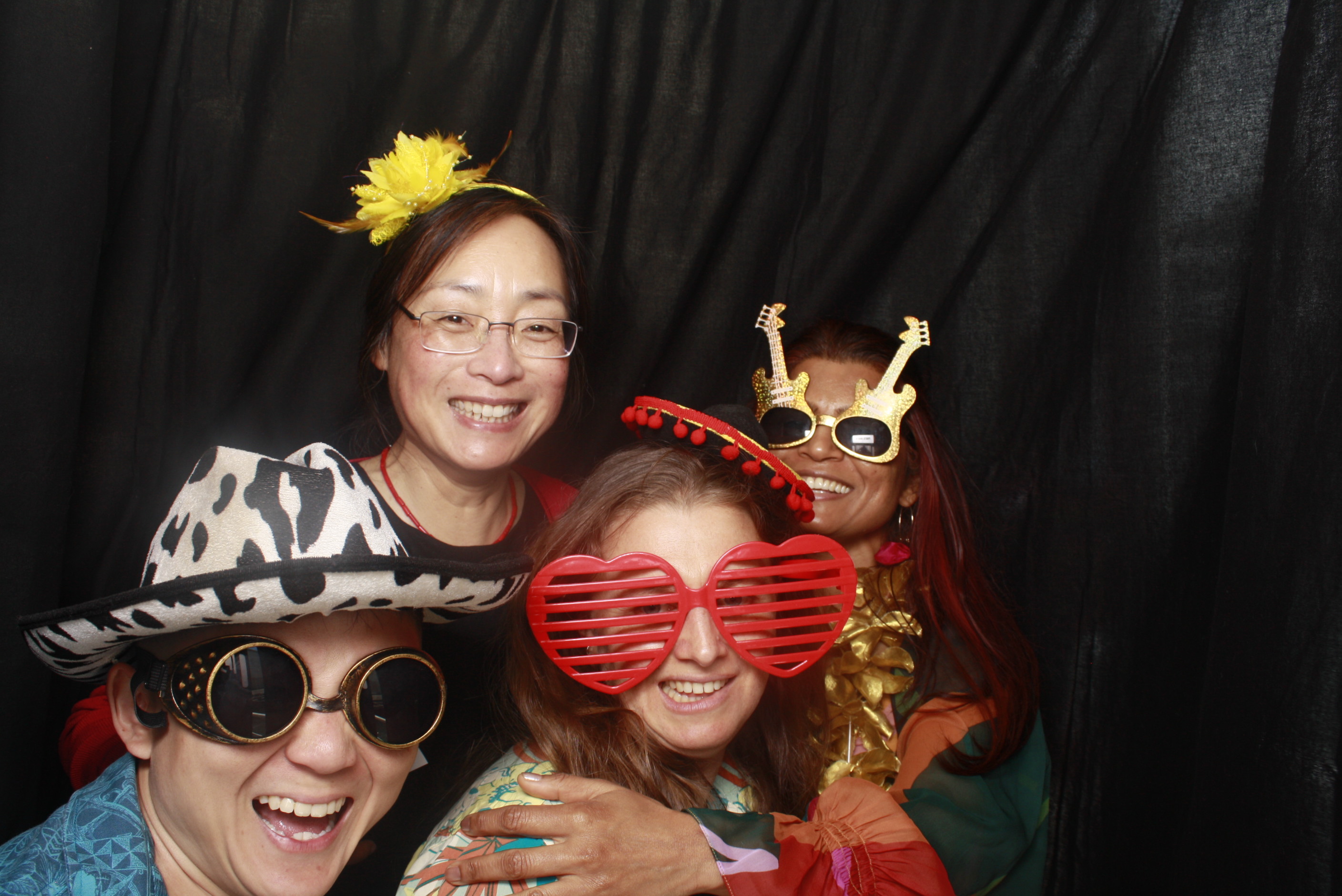 A Chorus Christmas 2024 | View more photos from the event at wgtngallery.classicphotobooths.co.nz/u/wgtncpbgallery/A-Chorus-Christmas-2024