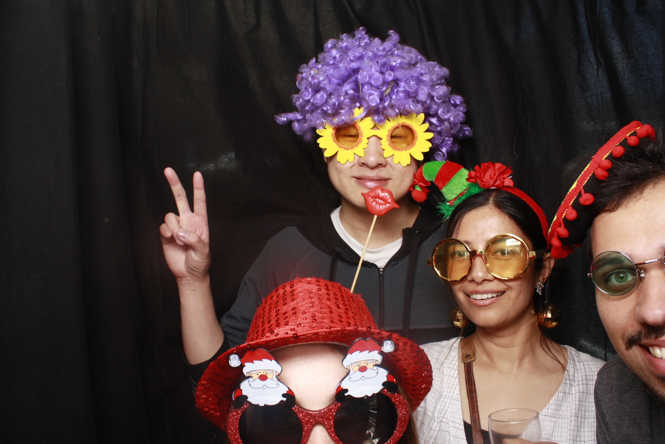 A Chorus Christmas 2024 | View more photos from the event at wgtngallery.classicphotobooths.co.nz/u/wgtncpbgallery/A-Chorus-Christmas-2024