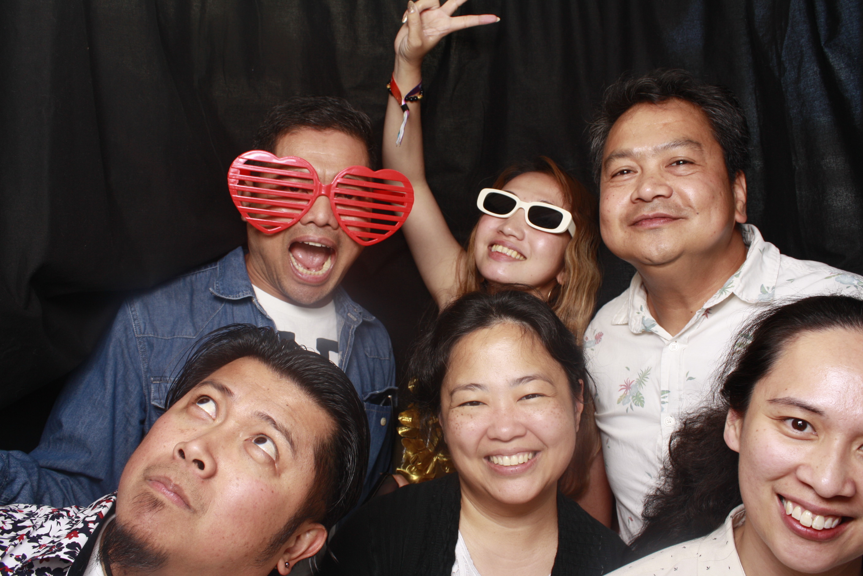 A Chorus Christmas 2024 | View more photos from the event at wgtngallery.classicphotobooths.co.nz/u/wgtncpbgallery/A-Chorus-Christmas-2024